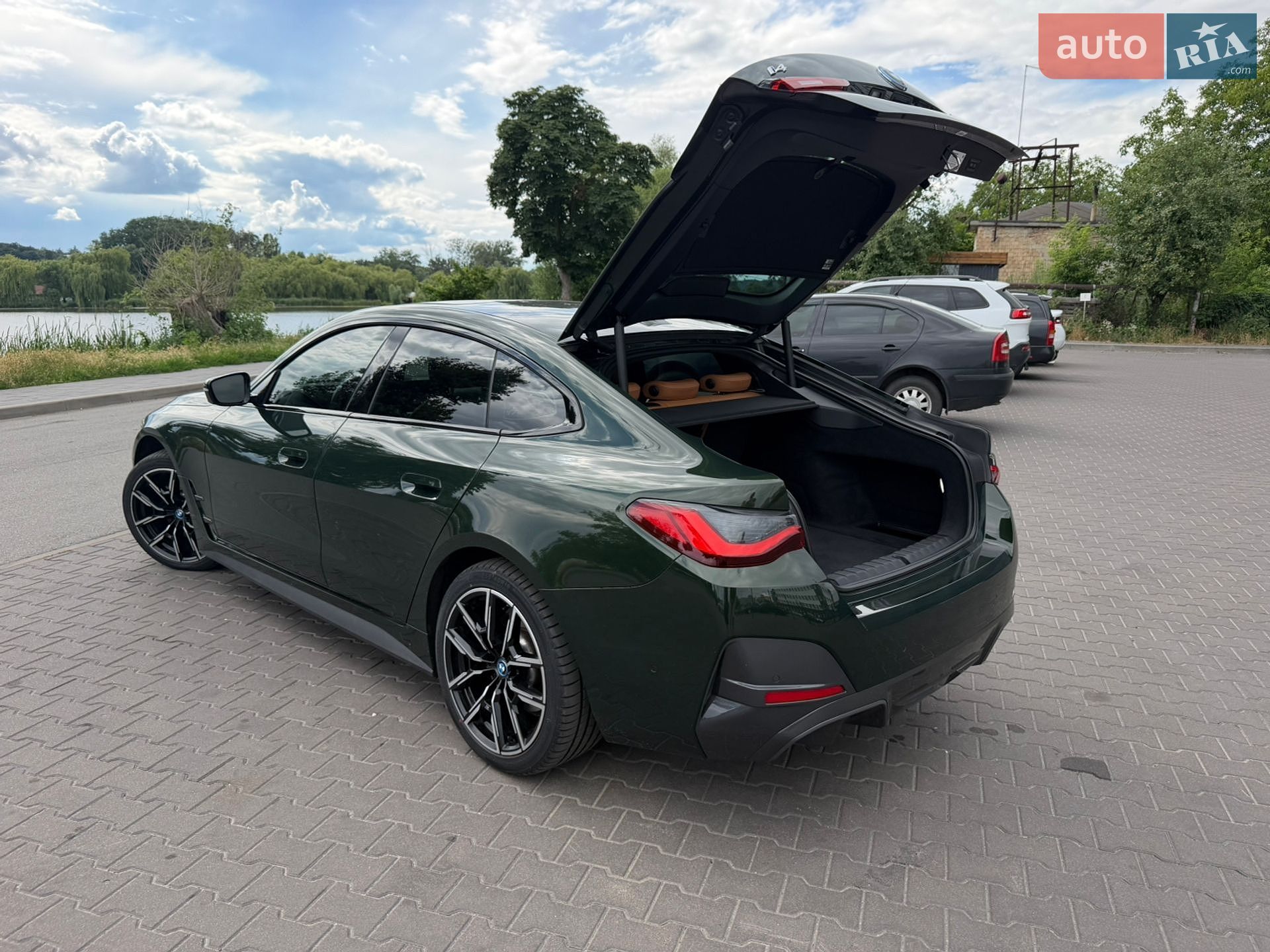 BMW i4 2023 VIN WBY73AW06RFS32808 фото оголошення 9 з 16