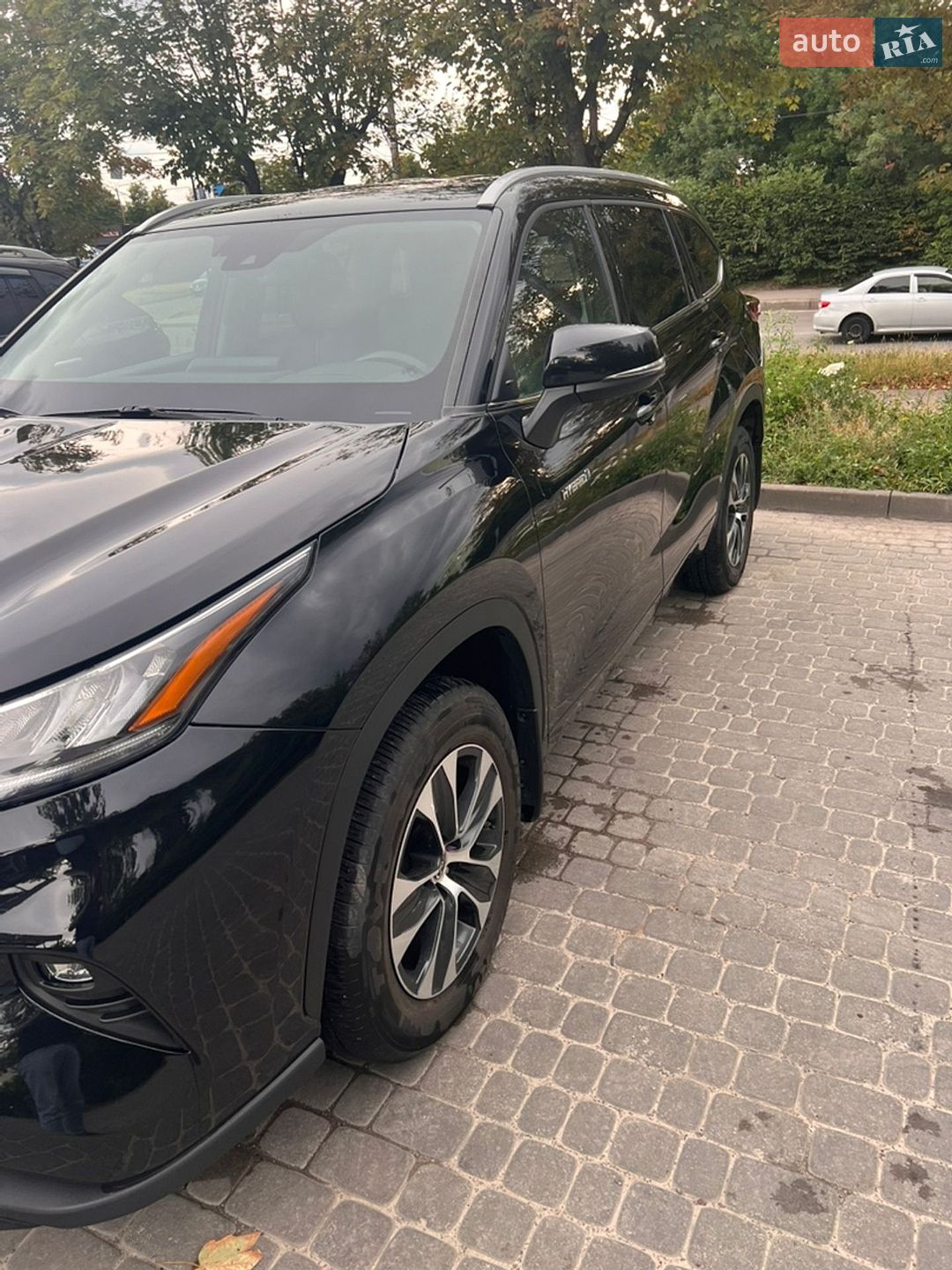 Toyota Highlander 2021 VIN 5TDLB3CH80S065704 фото оголошення 2 з 22