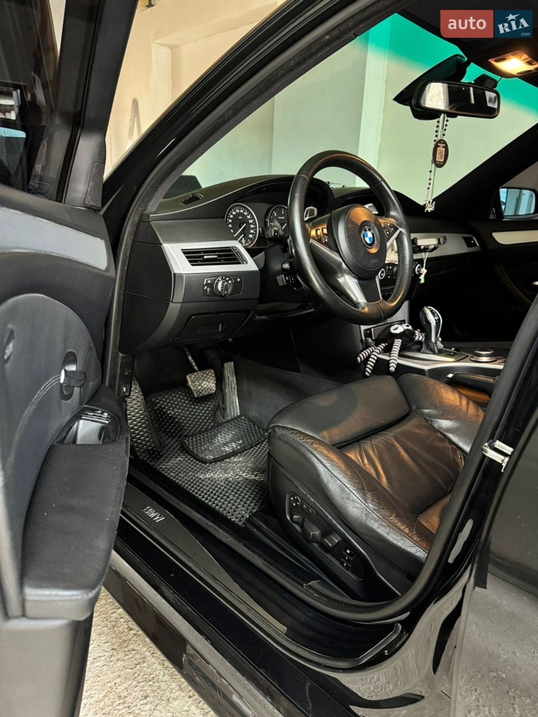 BMW 5 Series 2008 VIN WBAPX91010CU61474 фото оголошення 17 з 21