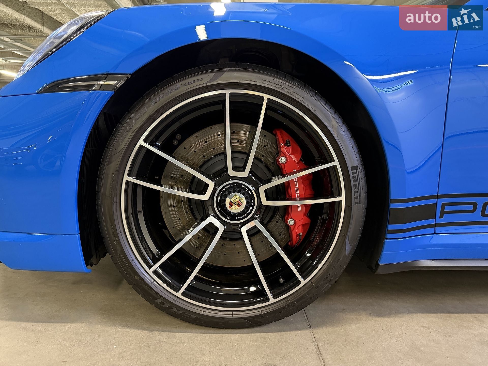 Porsche 911 2022 VIN WP0ZZZ99ZNS251503 фото оголошення 17 з 56