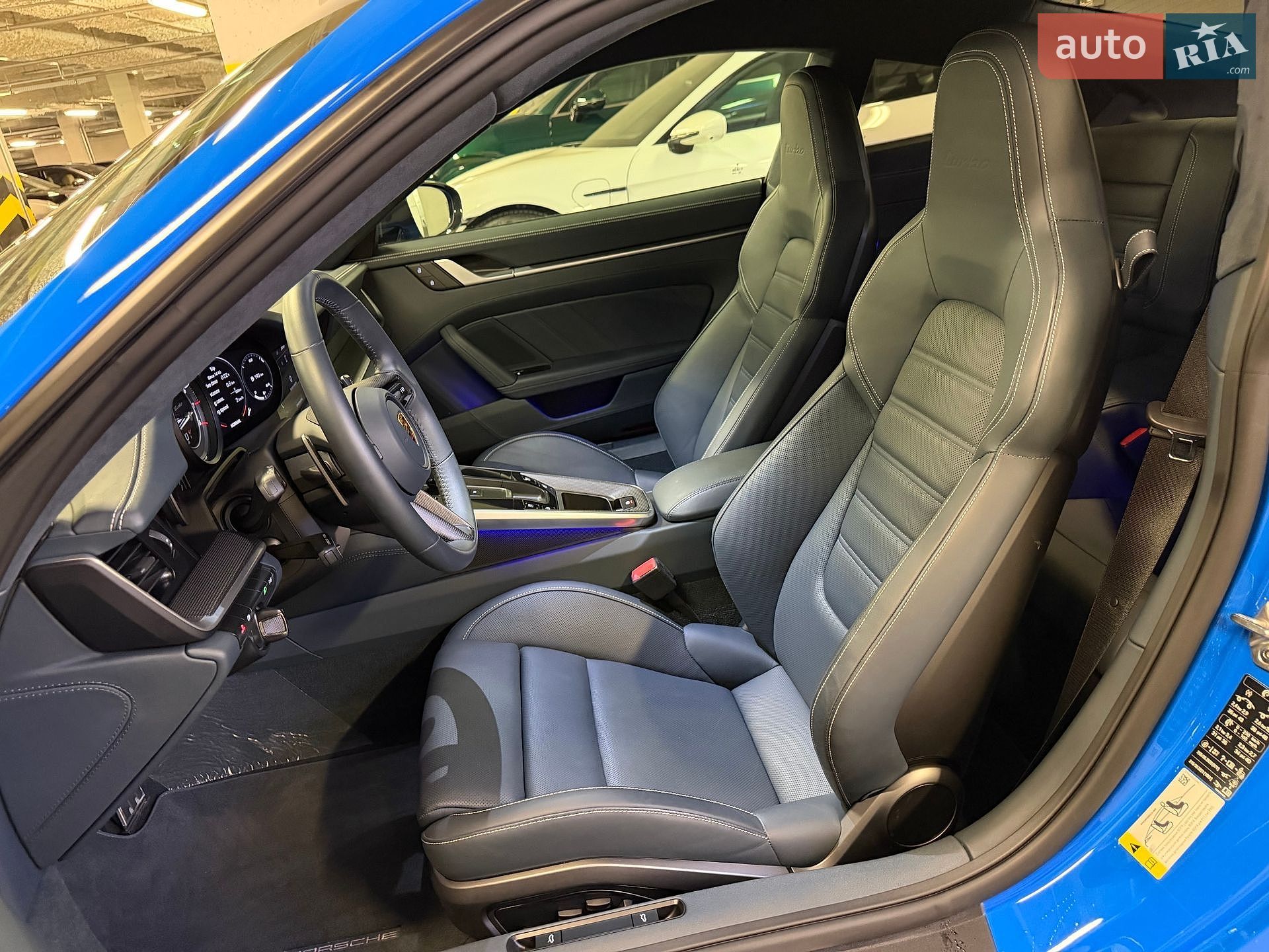 Porsche 911 2022 VIN WP0ZZZ99ZNS251503 фото оголошення 31 з 56