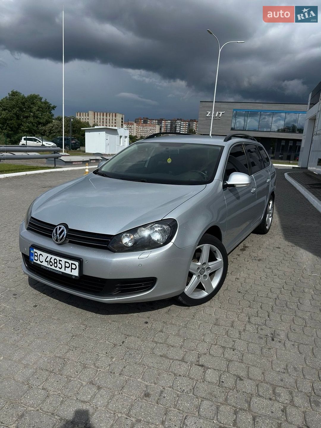 Volkswagen Golf 2011 VIN WVWZZZ1KZBM706735 фото оголошення 8 з 12