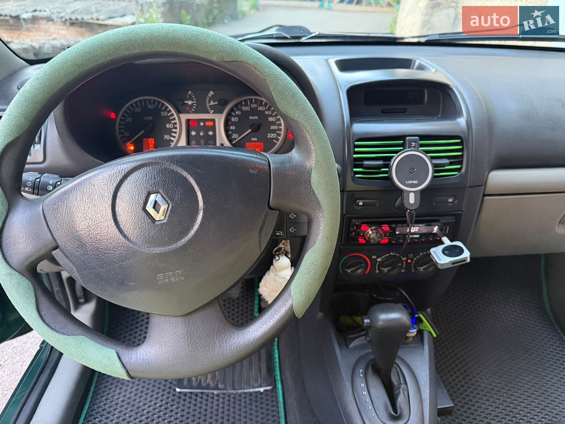 Renault Clio 2002 VIN VF1BB130A26313974 фото оголошення 8 з 8