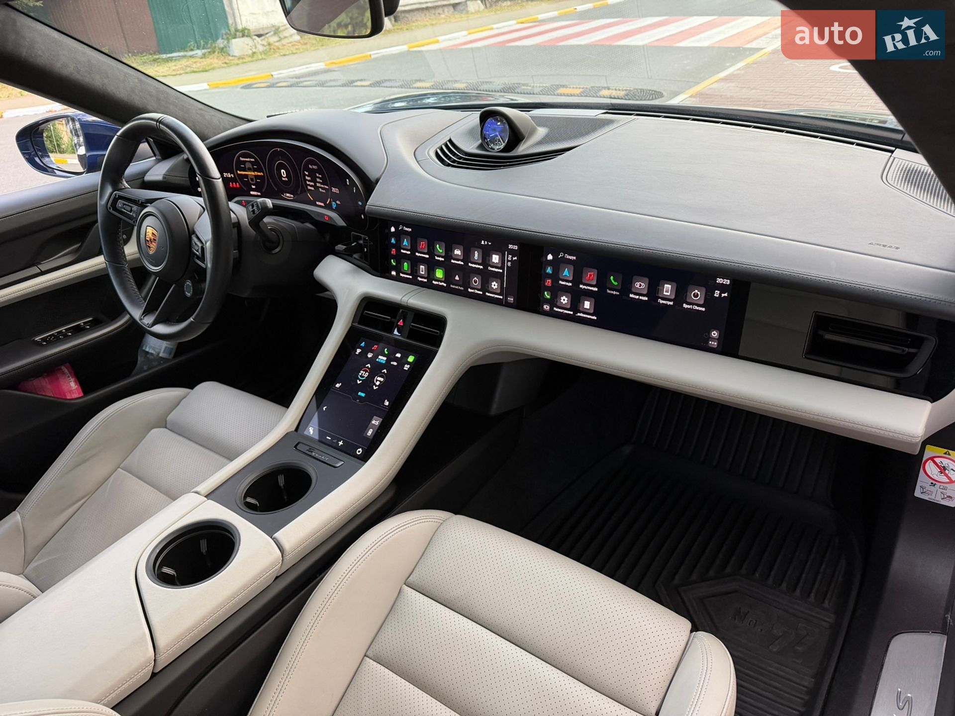 Porsche Taycan 2022 VIN WP0ZZZY1ZNSA36986 фото оголошення 8 з 13