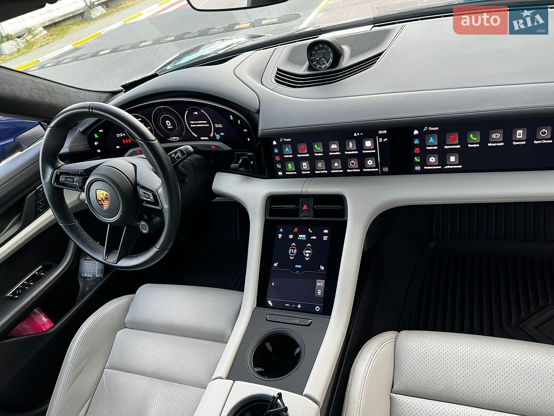 Porsche Taycan 2022 VIN WP0ZZZY1ZNSA36986 фото оголошення 11 з 13