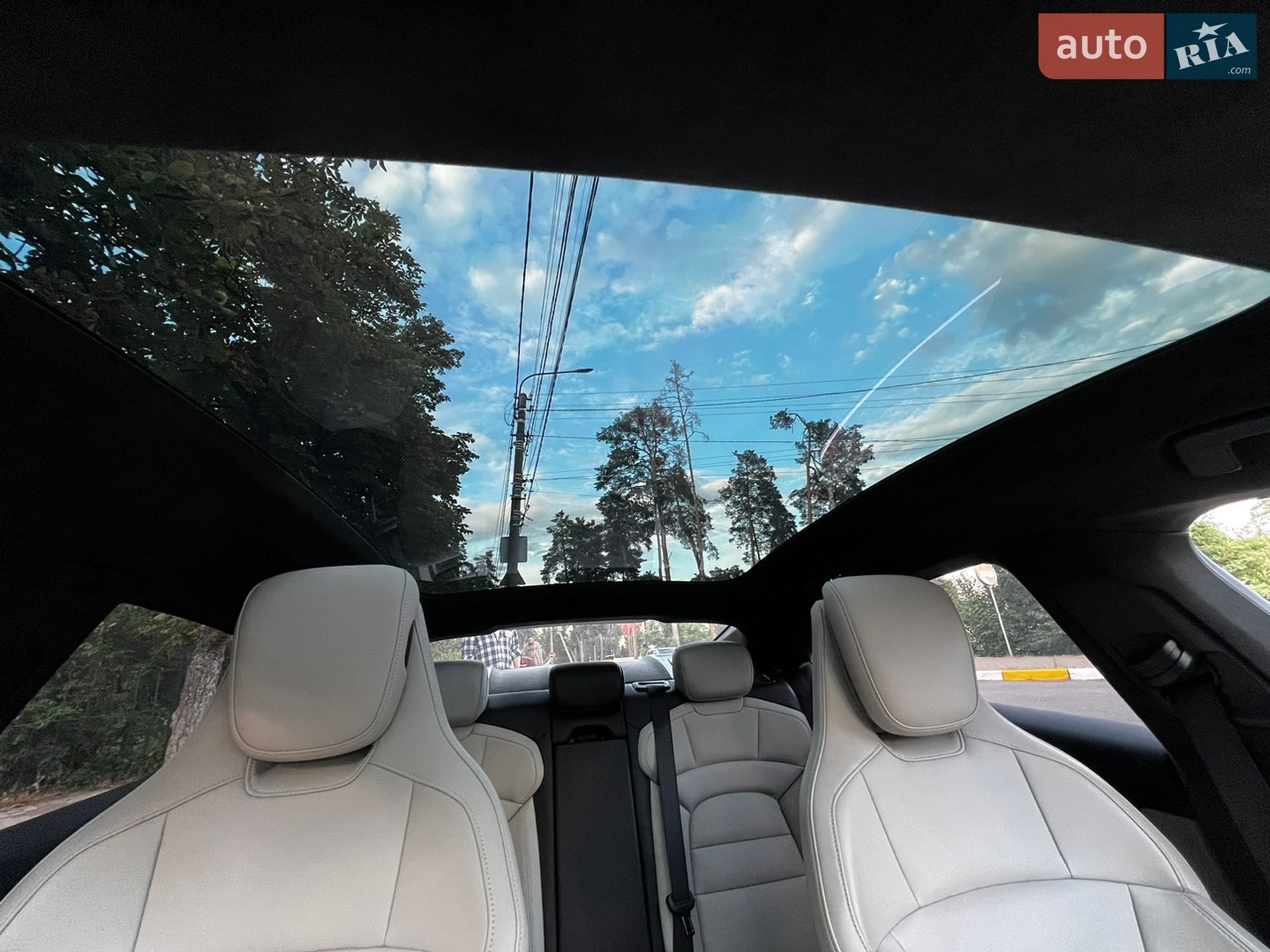 Porsche Taycan 2022 VIN WP0ZZZY1ZNSA36986 фото оголошення 12 з 13