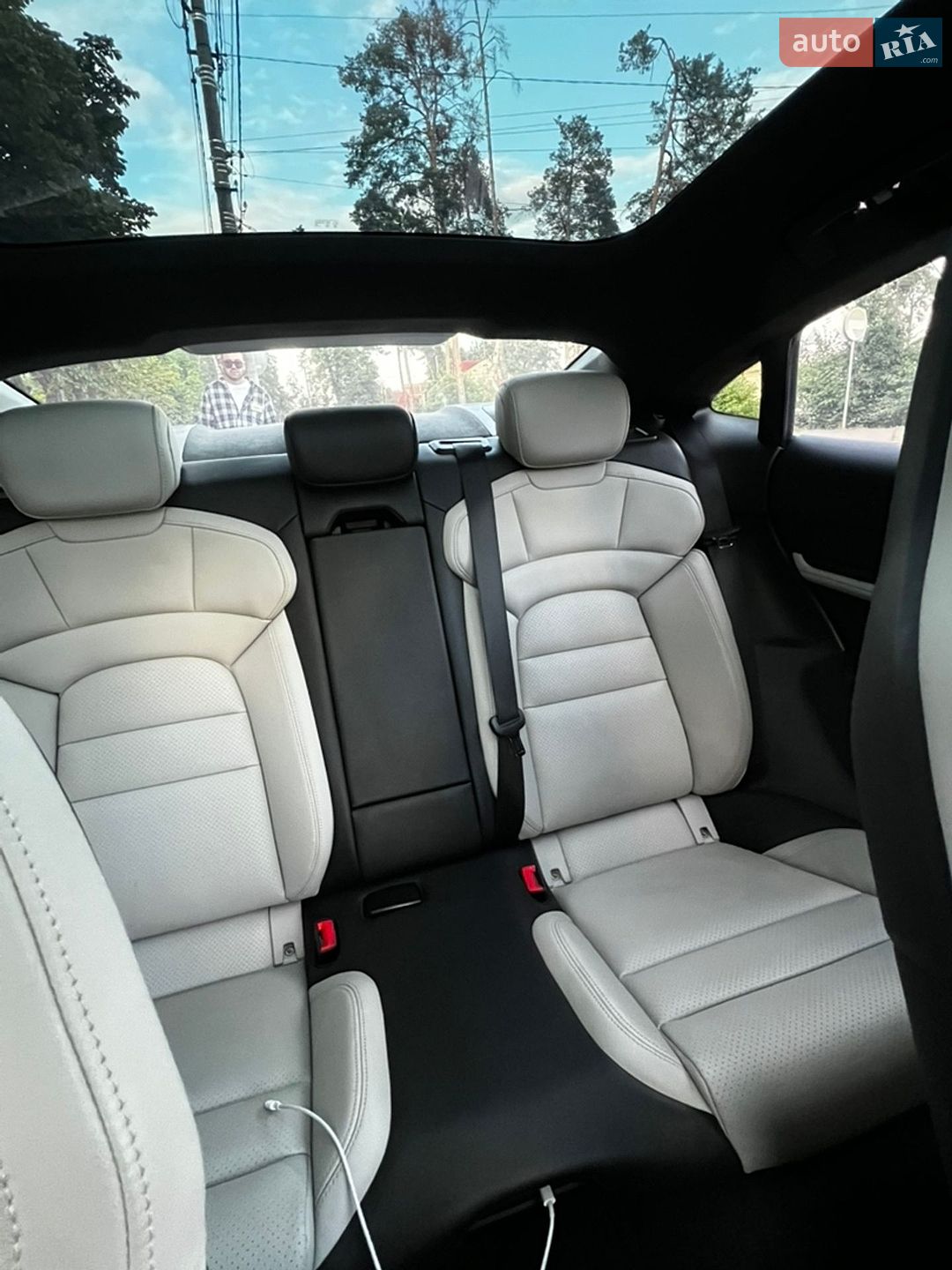 Porsche Taycan 2022 VIN WP0ZZZY1ZNSA36986 фото оголошення 13 з 13