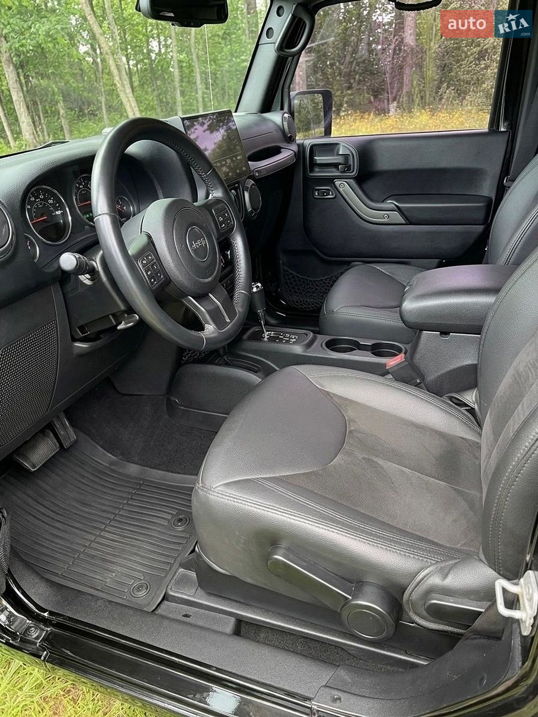 Jeep Wrangler 2014 VIN 1C4GJWAG2FL556666 фото оголошення 3 з 10