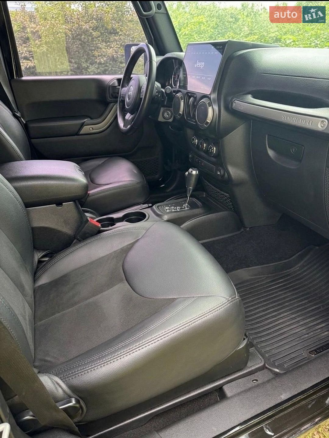 Jeep Wrangler 2014 VIN 1C4GJWAG2FL556666 фото оголошення 4 з 10