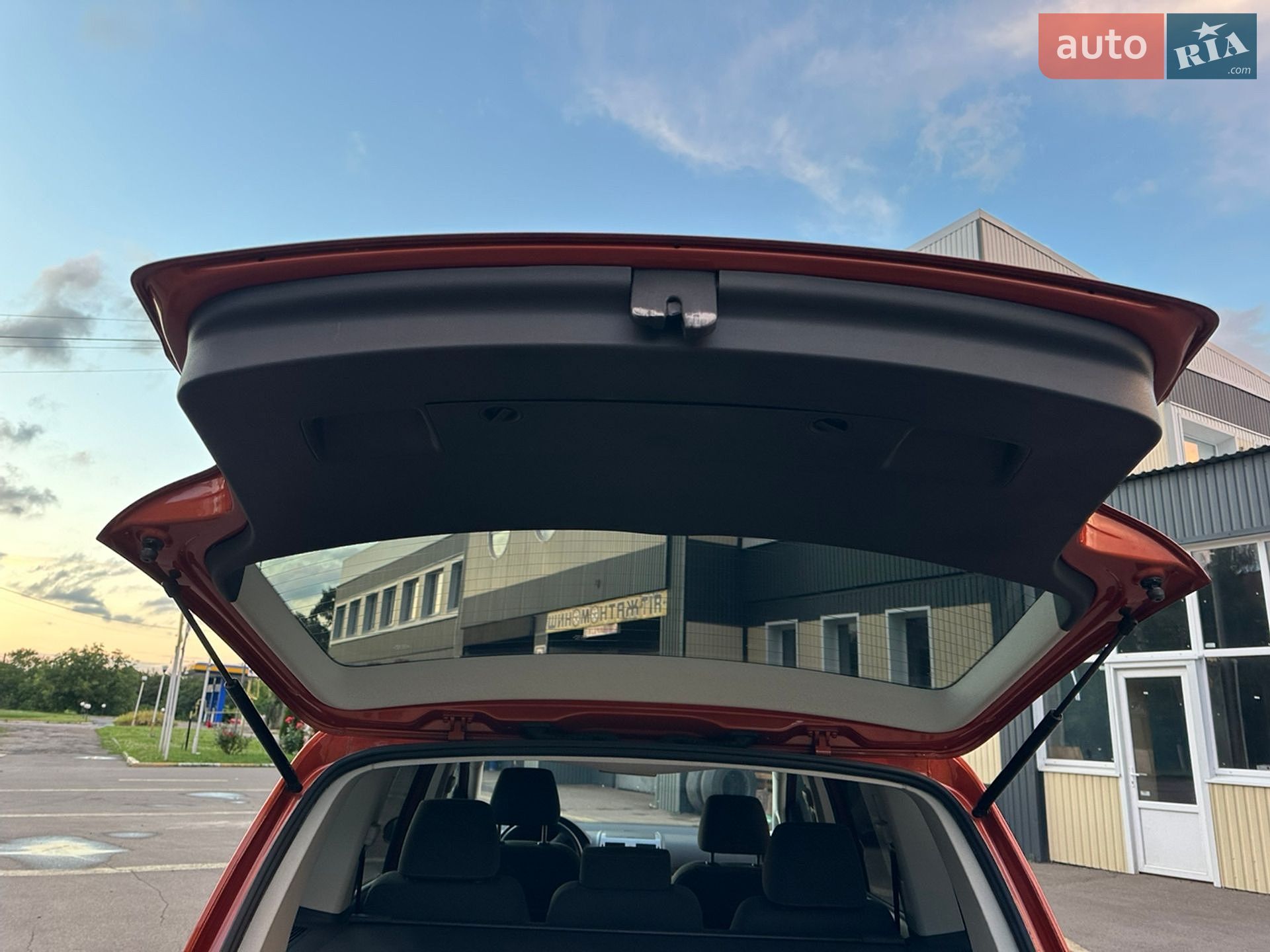 Volkswagen Cross Touran 2008 VIN WVGZZZ1TZ7W076324 фото оголошення 12 з 74