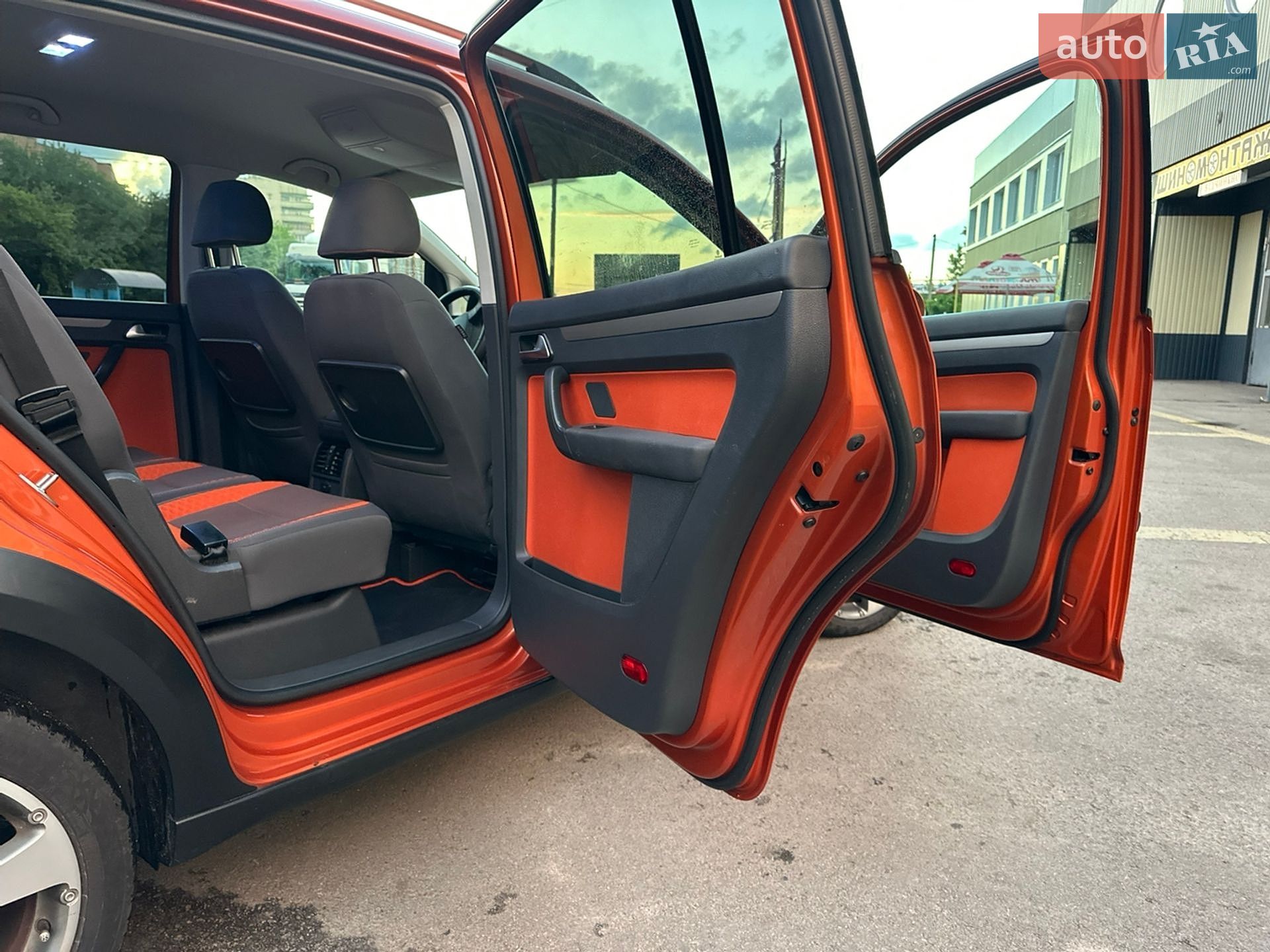 Volkswagen Cross Touran 2008 VIN WVGZZZ1TZ7W076324 фото оголошення 32 з 74