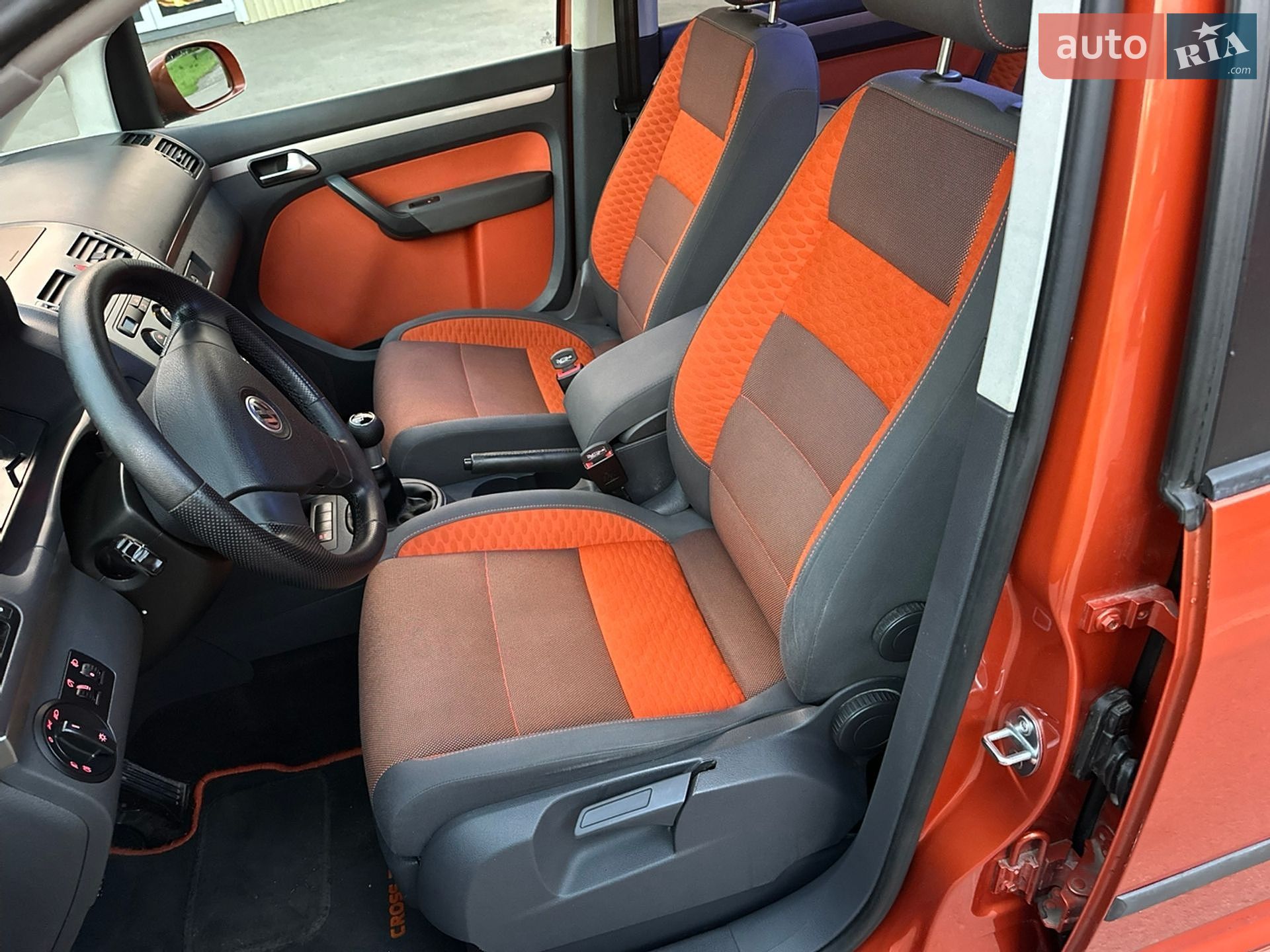 Volkswagen Cross Touran 2008 VIN WVGZZZ1TZ7W076324 фото оголошення 49 з 74