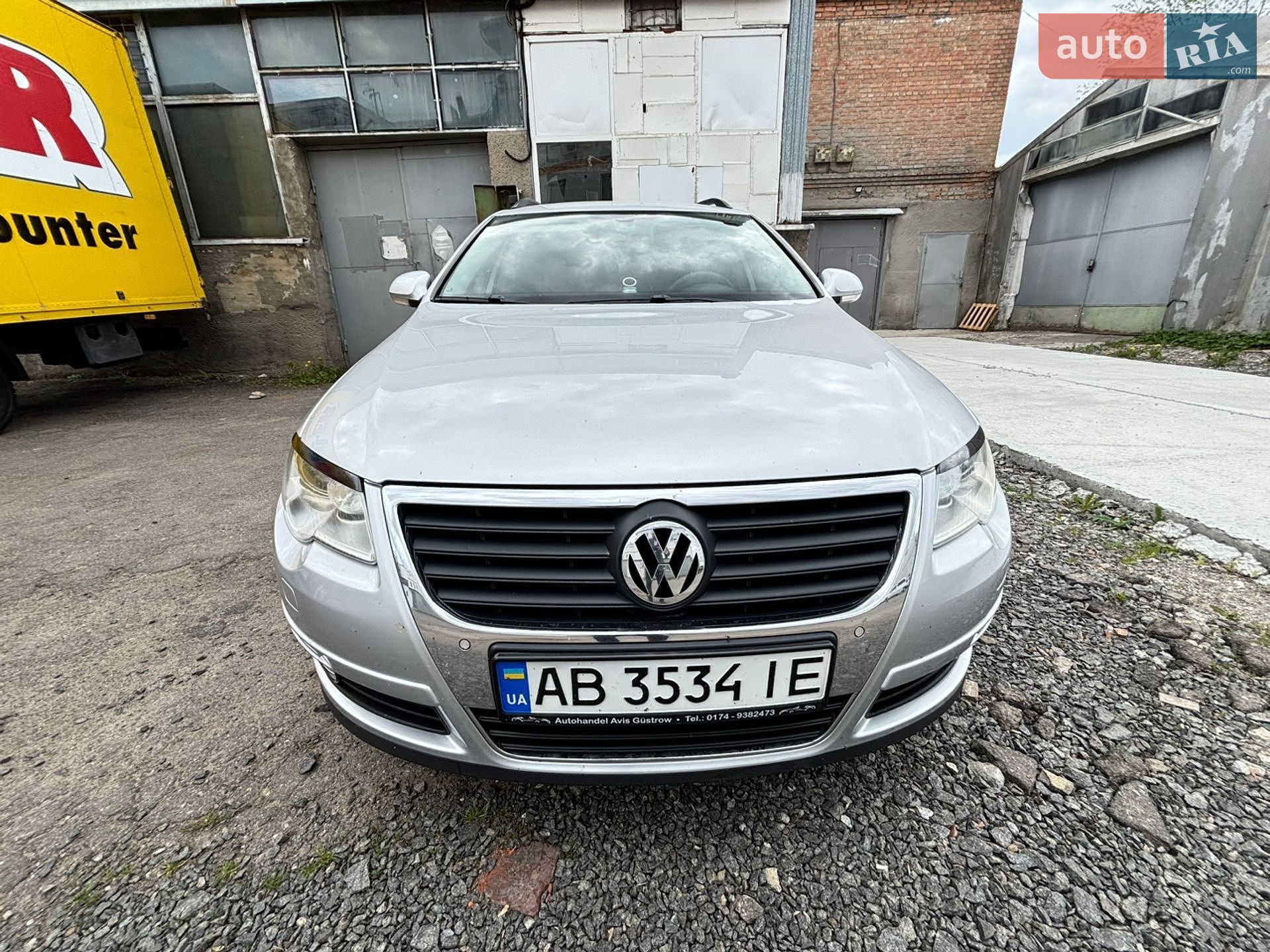 Volkswagen Passat 2010 VIN WVWZZZ3CZAE175282 фото оголошення 2 з 8