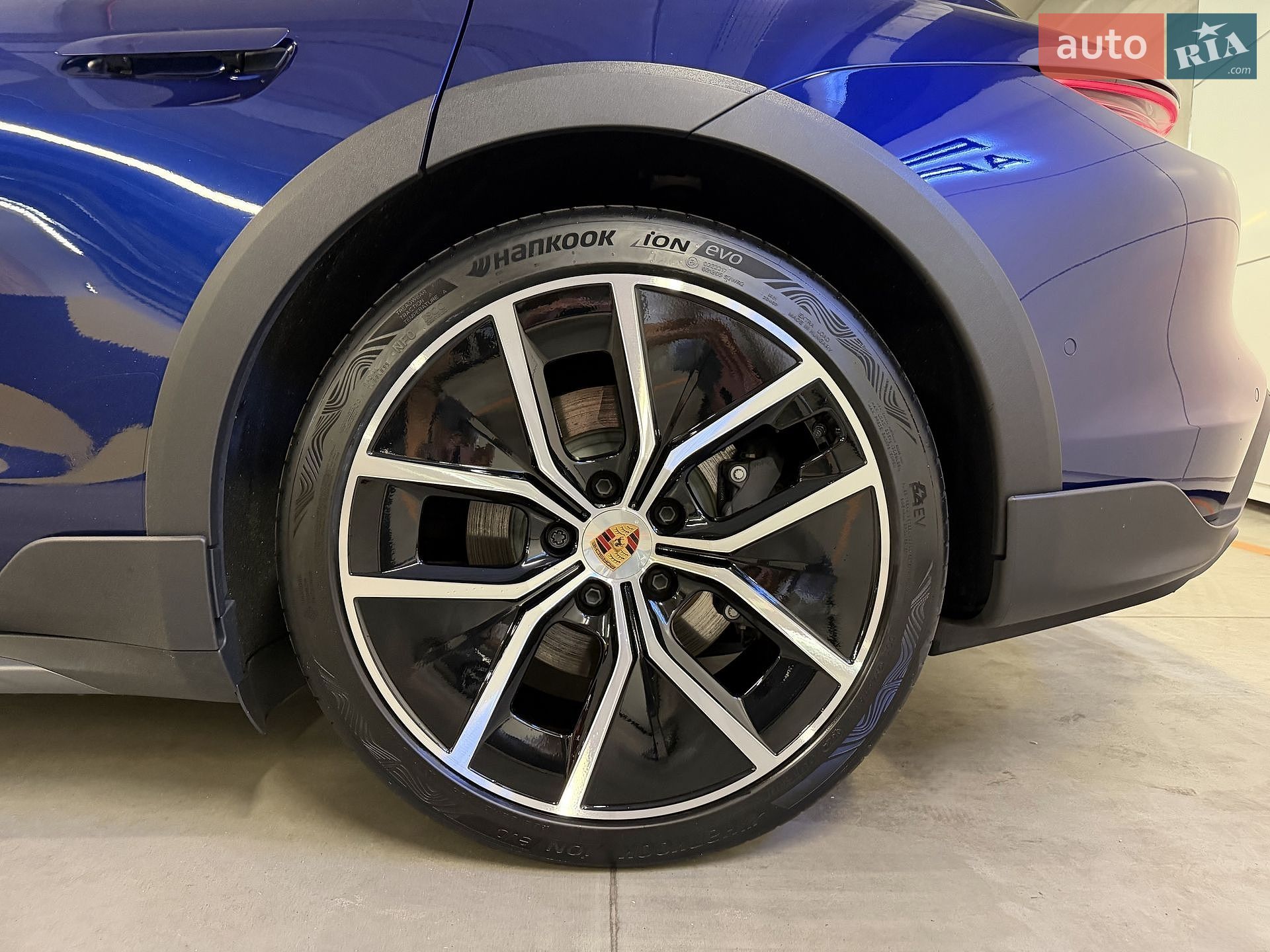 Porsche Taycan Cross Turismo 2024 VIN WP0ZZZY1ZSSA59554 фото оголошення 19 з 55