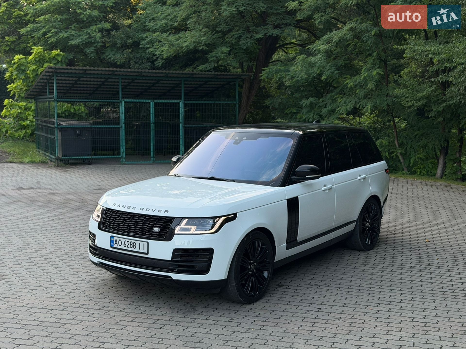 Land Rover Range Rover 2017 VIN SALGR2FK7HA358686 фото оголошення 6 з 36
