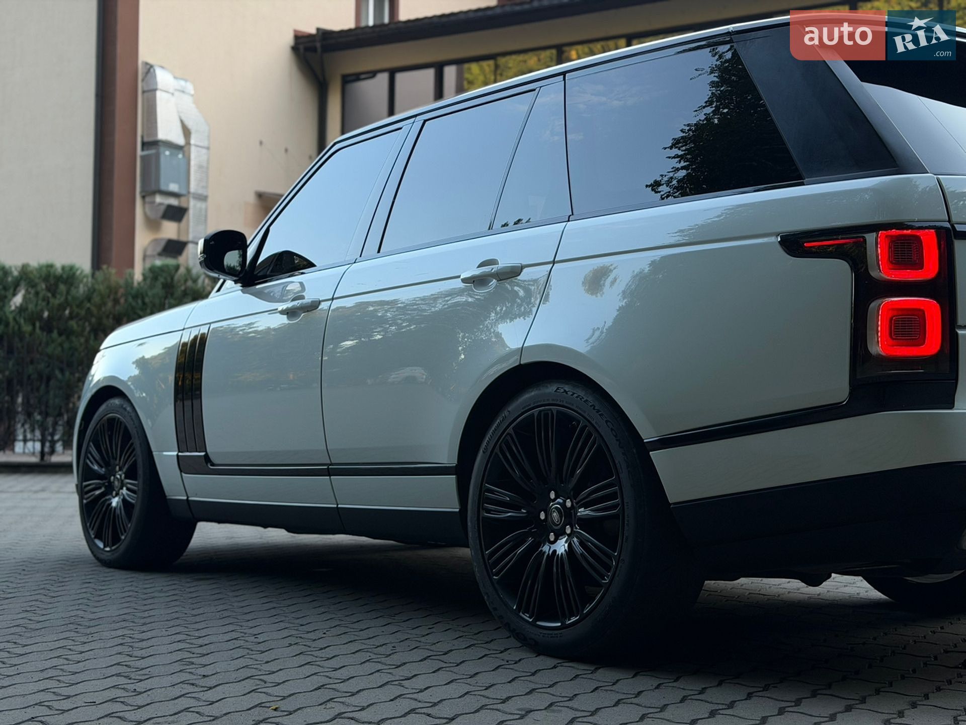 Land Rover Range Rover 2017 VIN SALGR2FK7HA358686 фото оголошення 20 з 36