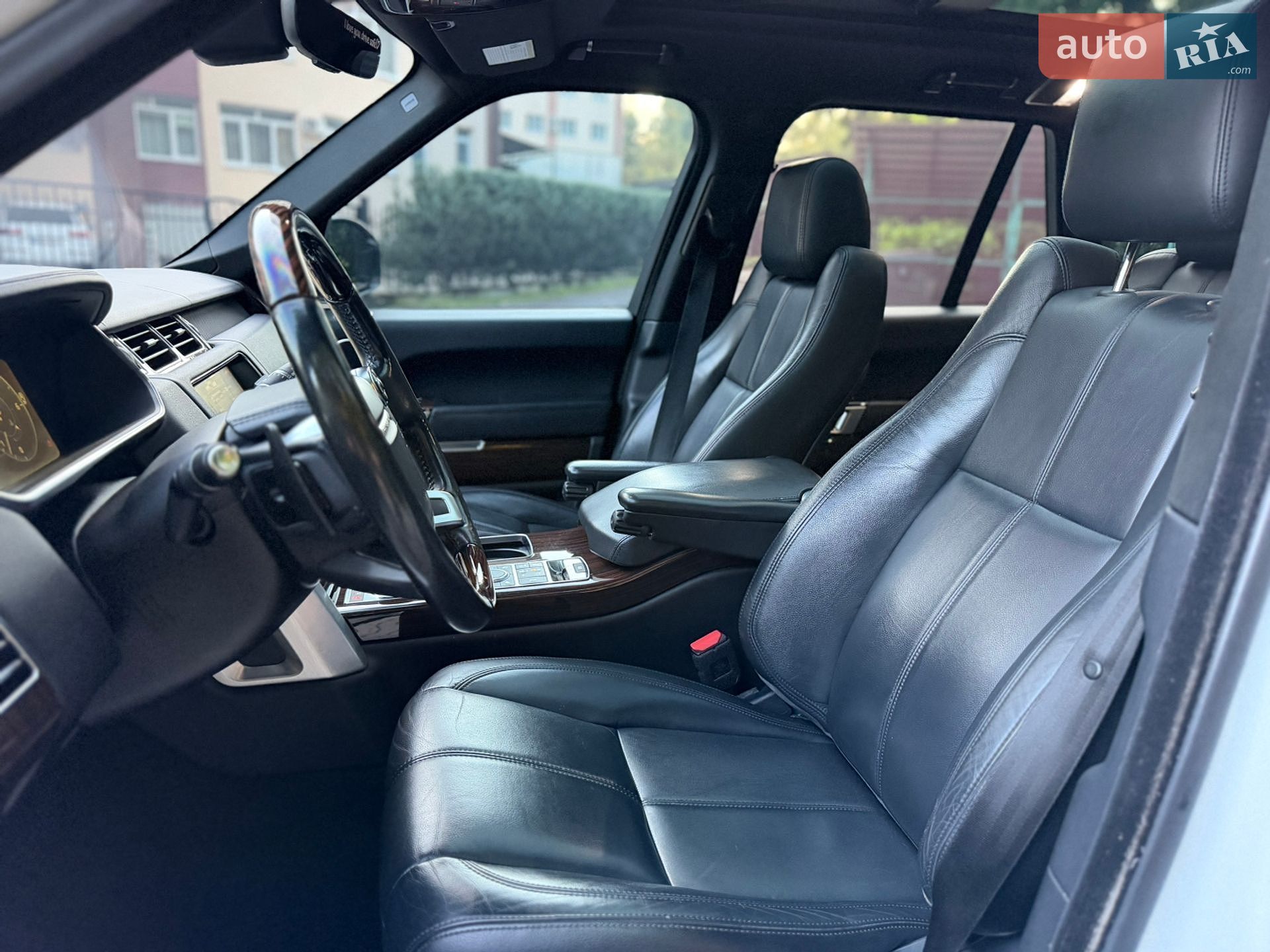 Land Rover Range Rover 2017 VIN SALGR2FK7HA358686 фото оголошення 25 з 36