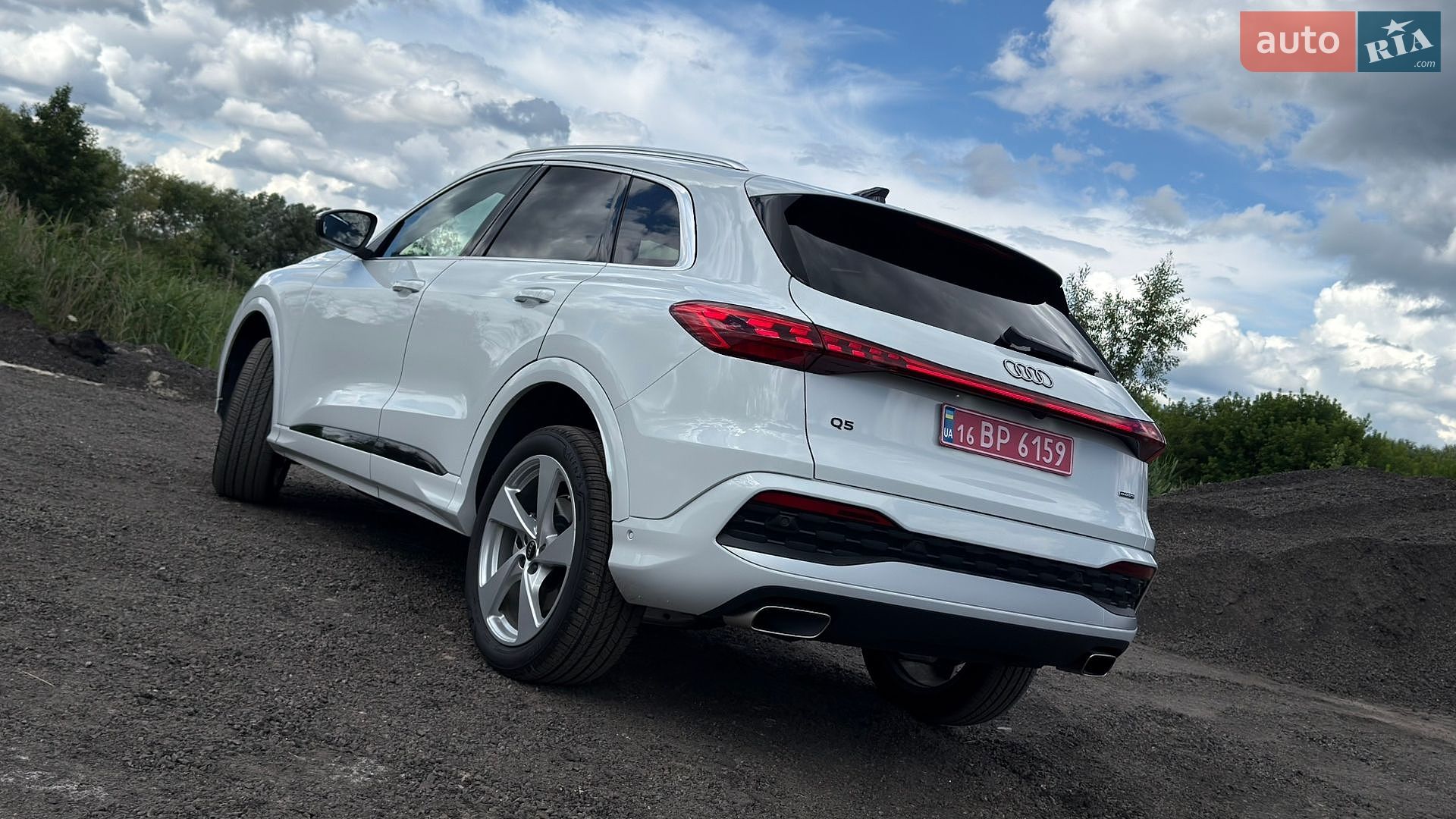Audi Q5 2025 VIN WA12AAGU7S2023944 фото оголошення 11 з 105