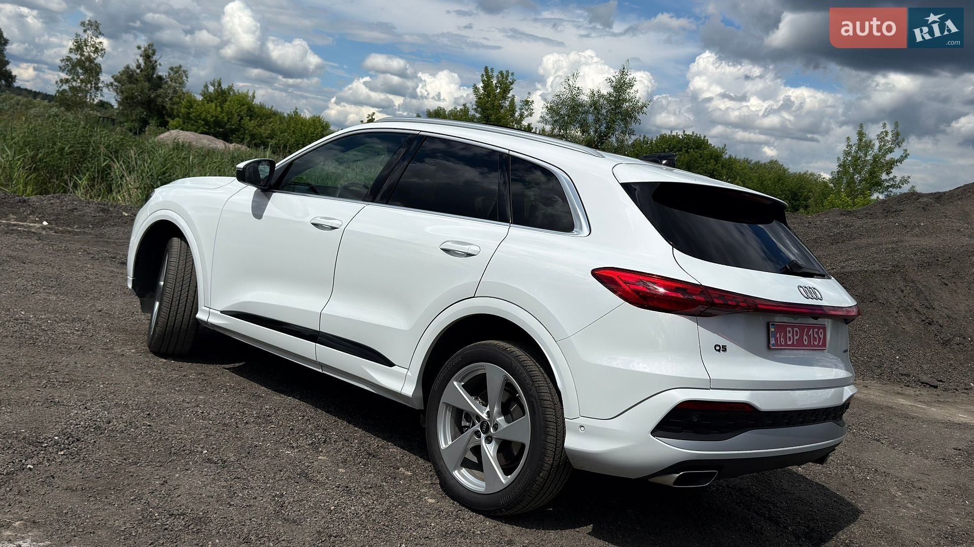 Audi Q5 2025 VIN WA12AAGU7S2023944 фото оголошення 15 з 105