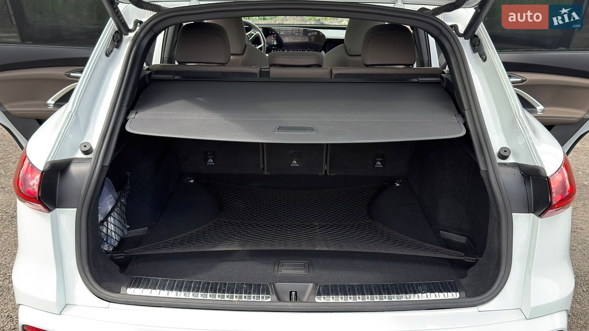 Audi Q5 2025 VIN WA12AAGU7S2023944 фото оголошення 30 з 105