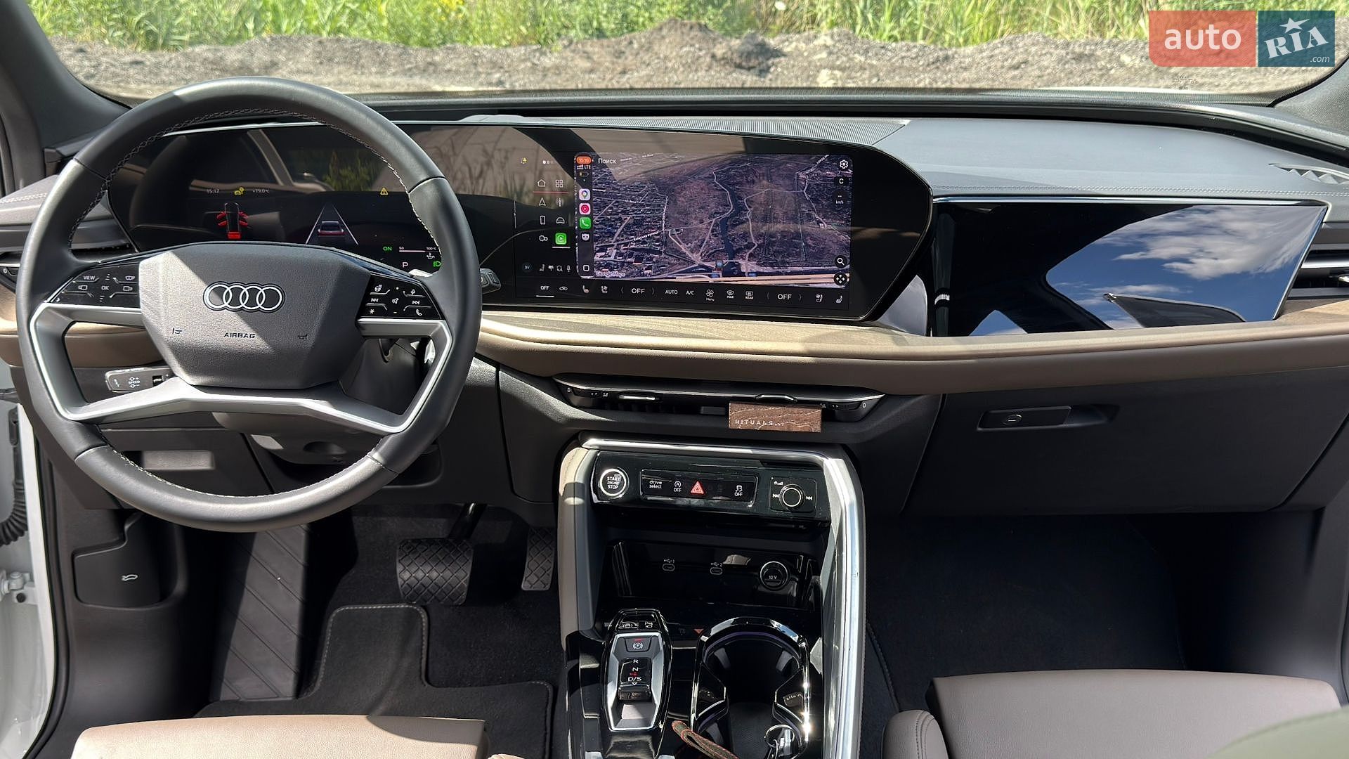 Audi Q5 2025 VIN WA12AAGU7S2023944 фото оголошення 66 з 105