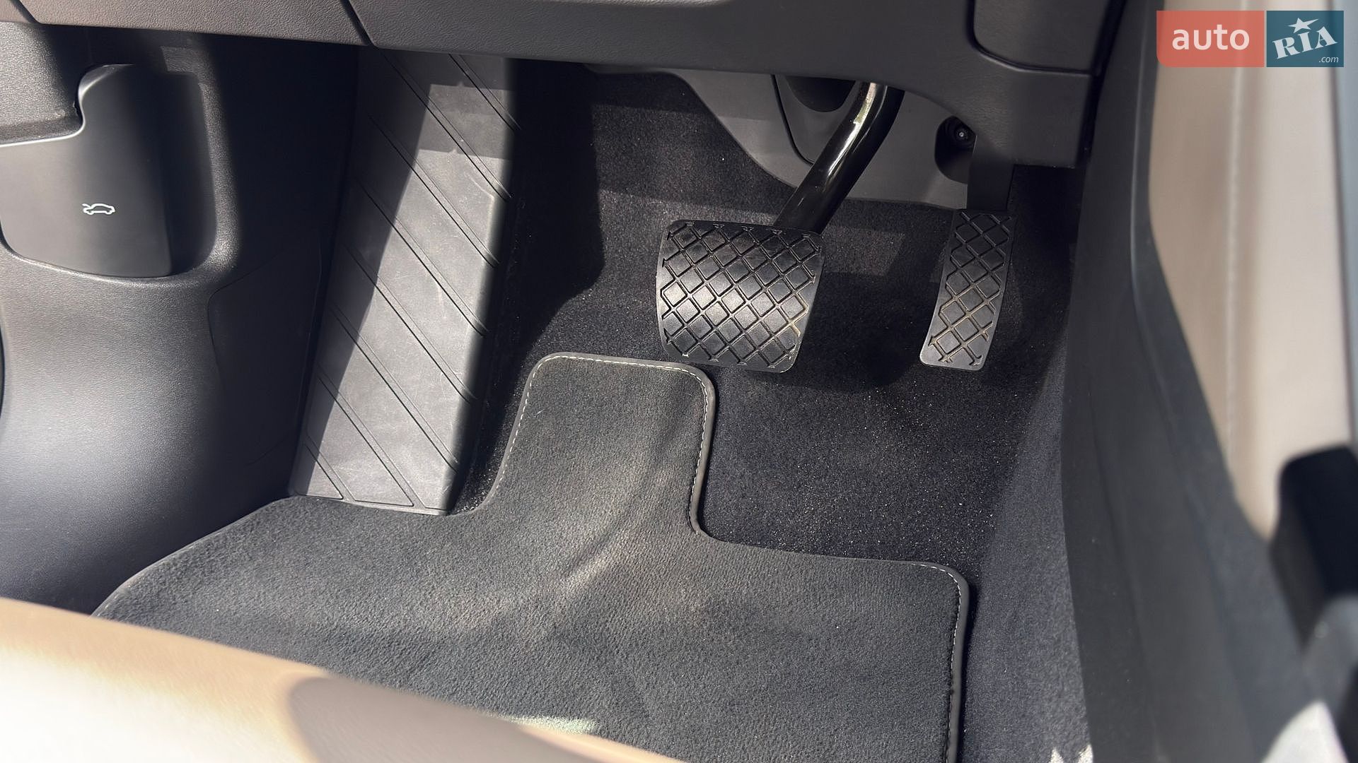 Audi Q5 2025 VIN WA12AAGU7S2023944 фото оголошення 67 з 105