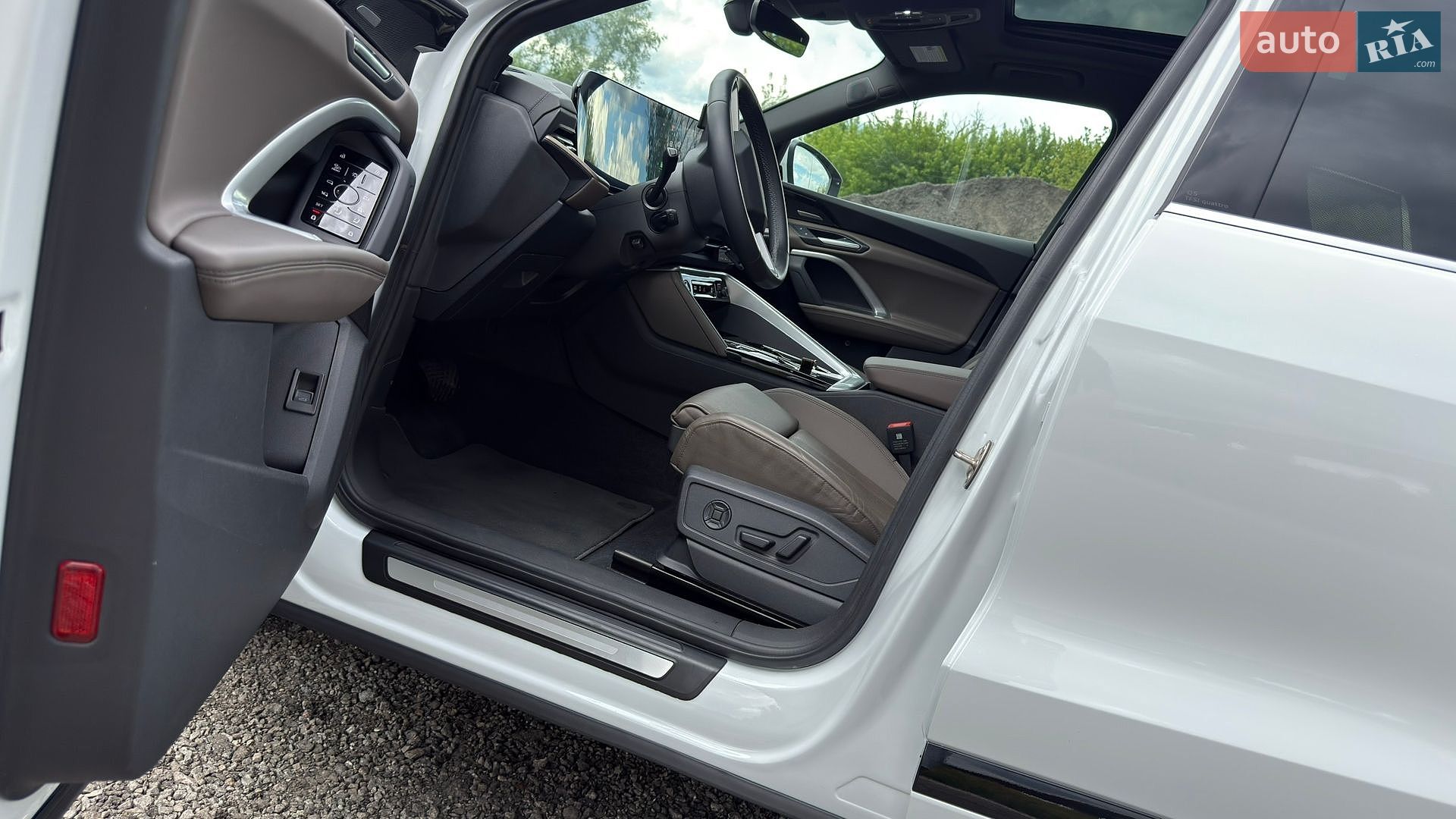 Audi Q5 2025 VIN WA12AAGU7S2023944 фото оголошення 93 з 105