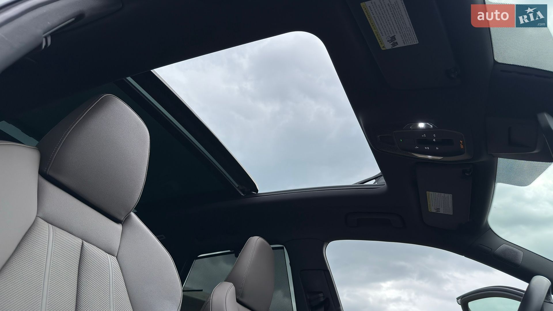 Audi Q5 2025 VIN WA12AAGU7S2023944 фото оголошення 95 з 105