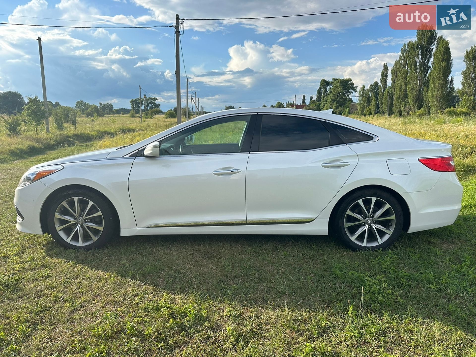 Hyundai Azera 2015 VIN KMHFG4JG5GA506027 фото оголошення 12 з 39