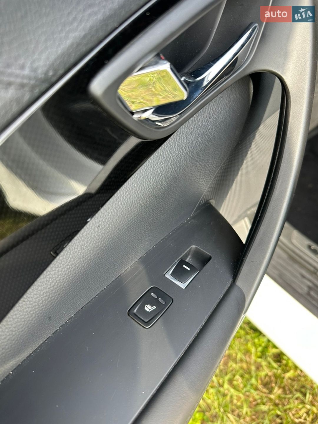 Hyundai Azera 2015 VIN KMHFG4JG5GA506027 фото оголошення 20 з 39