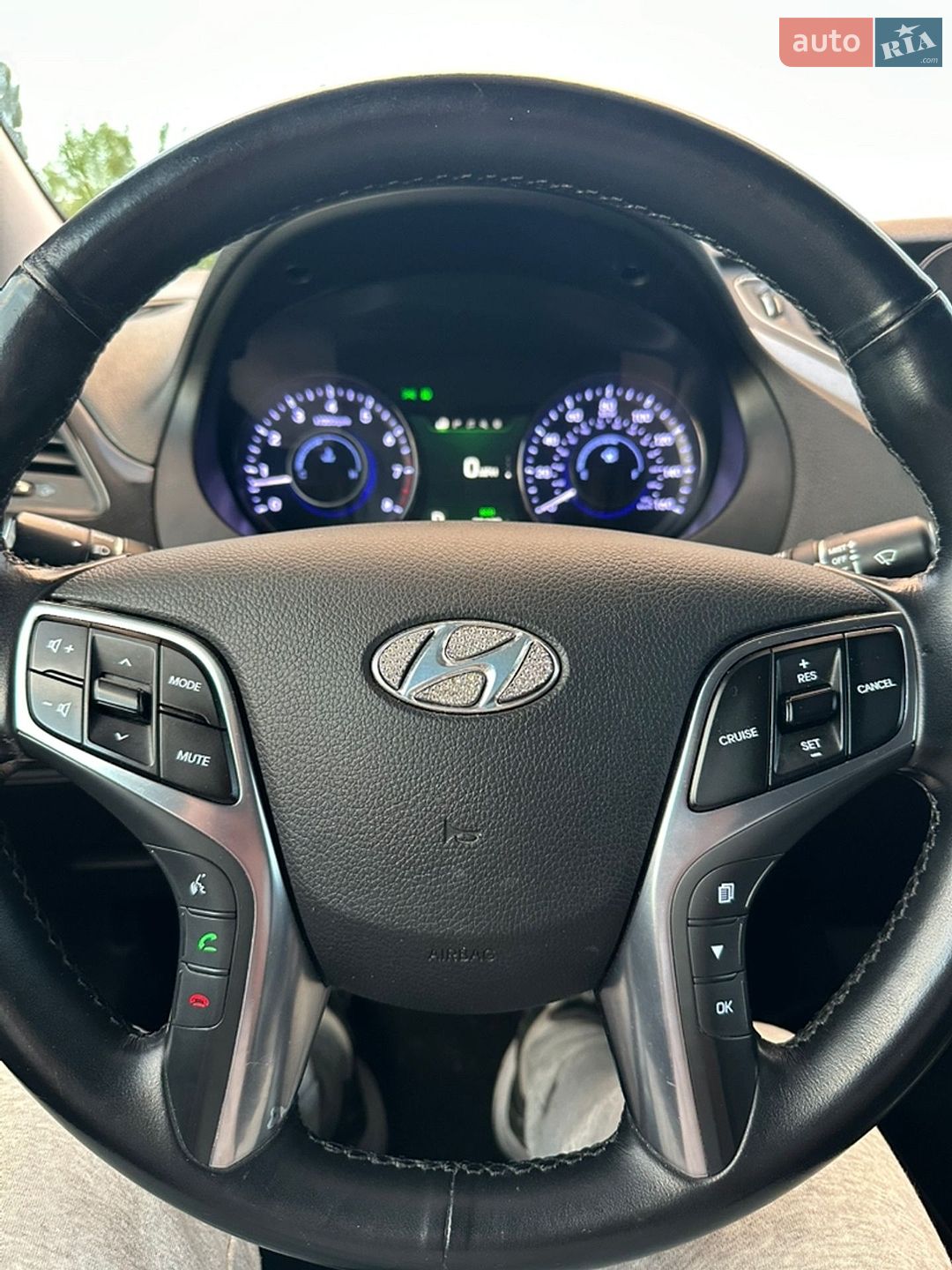 Hyundai Azera 2015 VIN KMHFG4JG5GA506027 фото оголошення 26 з 39