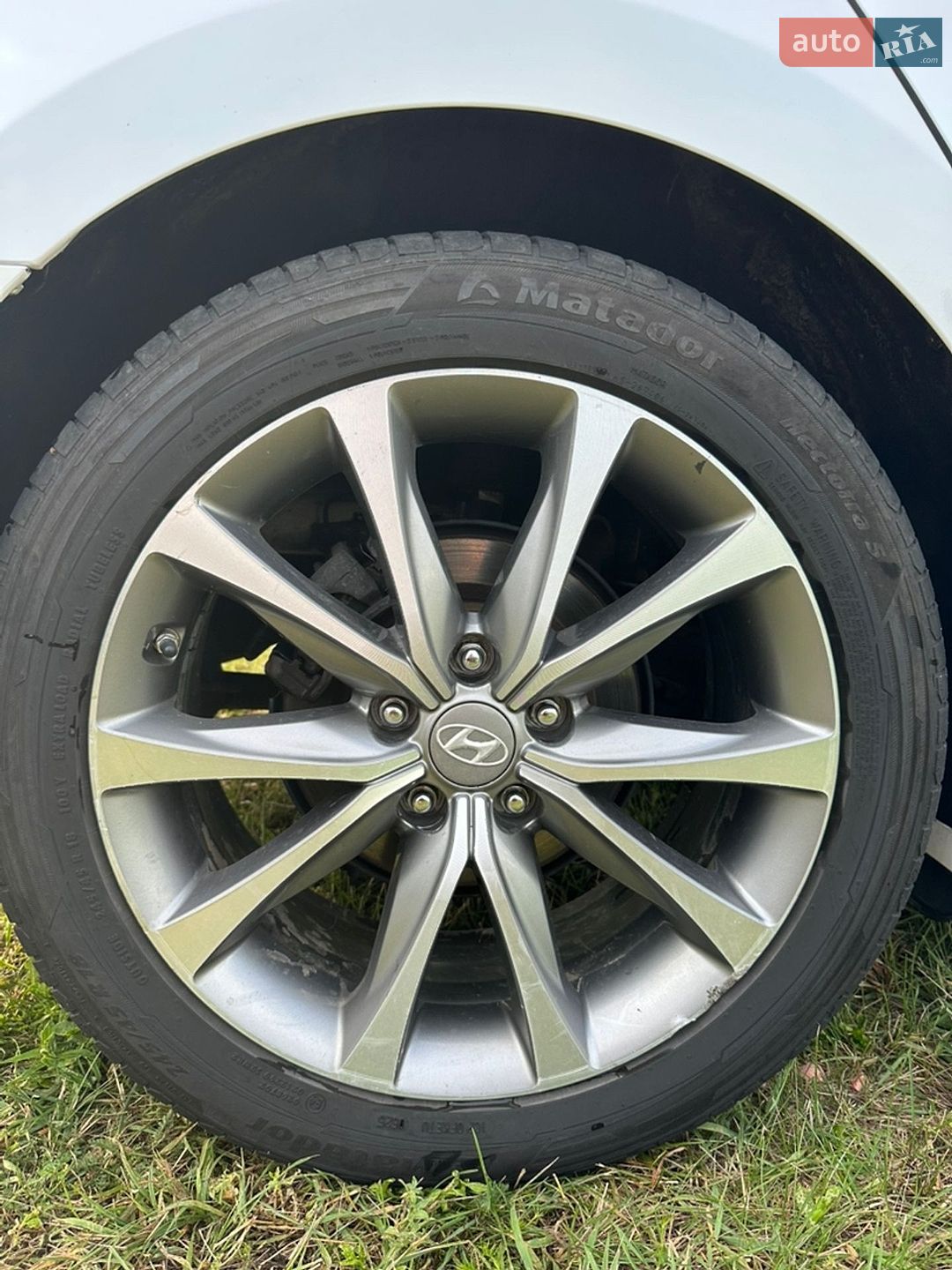 Hyundai Azera 2015 VIN KMHFG4JG5GA506027 фото оголошення 34 з 39