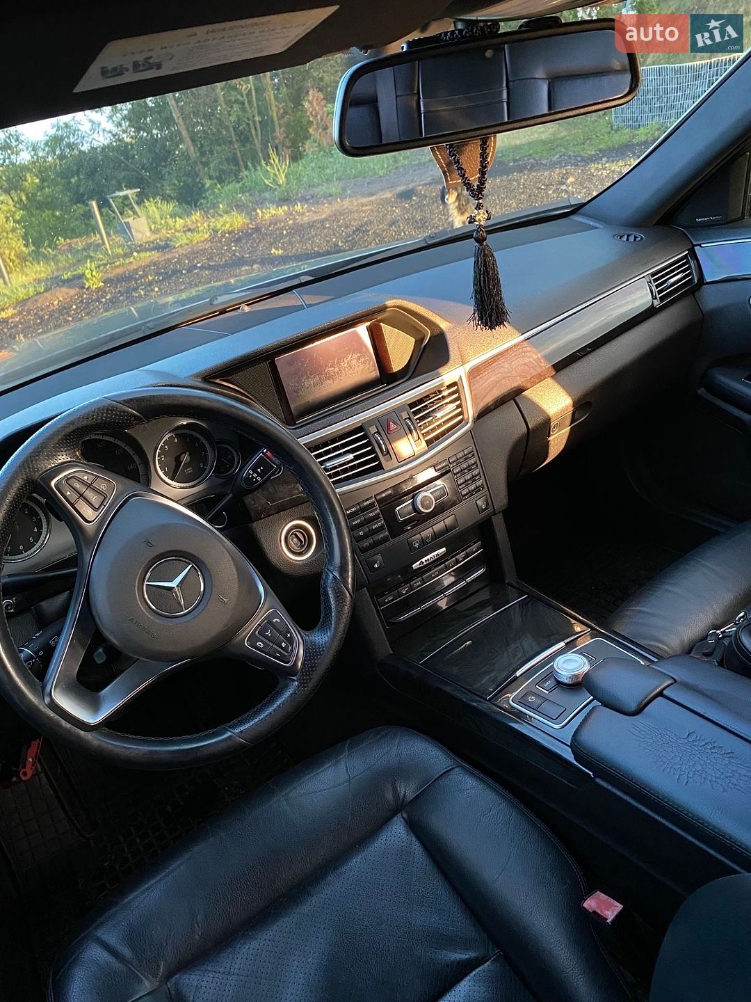 Mercedes-Benz E-Class 2011 VIN WDDHF5KB3CA570687 фото оголошення 10 з 13