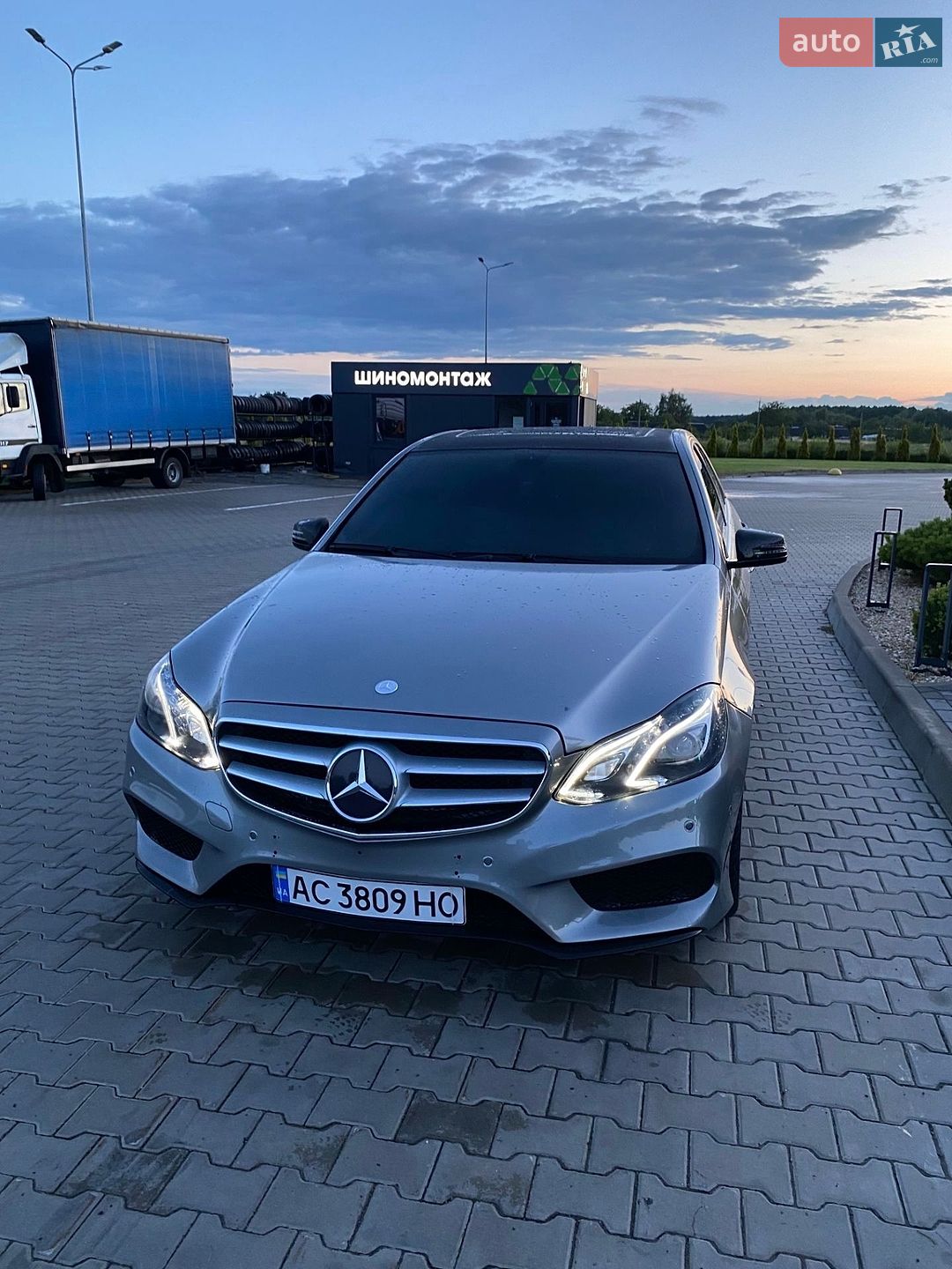 Mercedes-Benz E-Class 2011 VIN WDDHF5KB3CA570687 фото оголошення 6 з 13