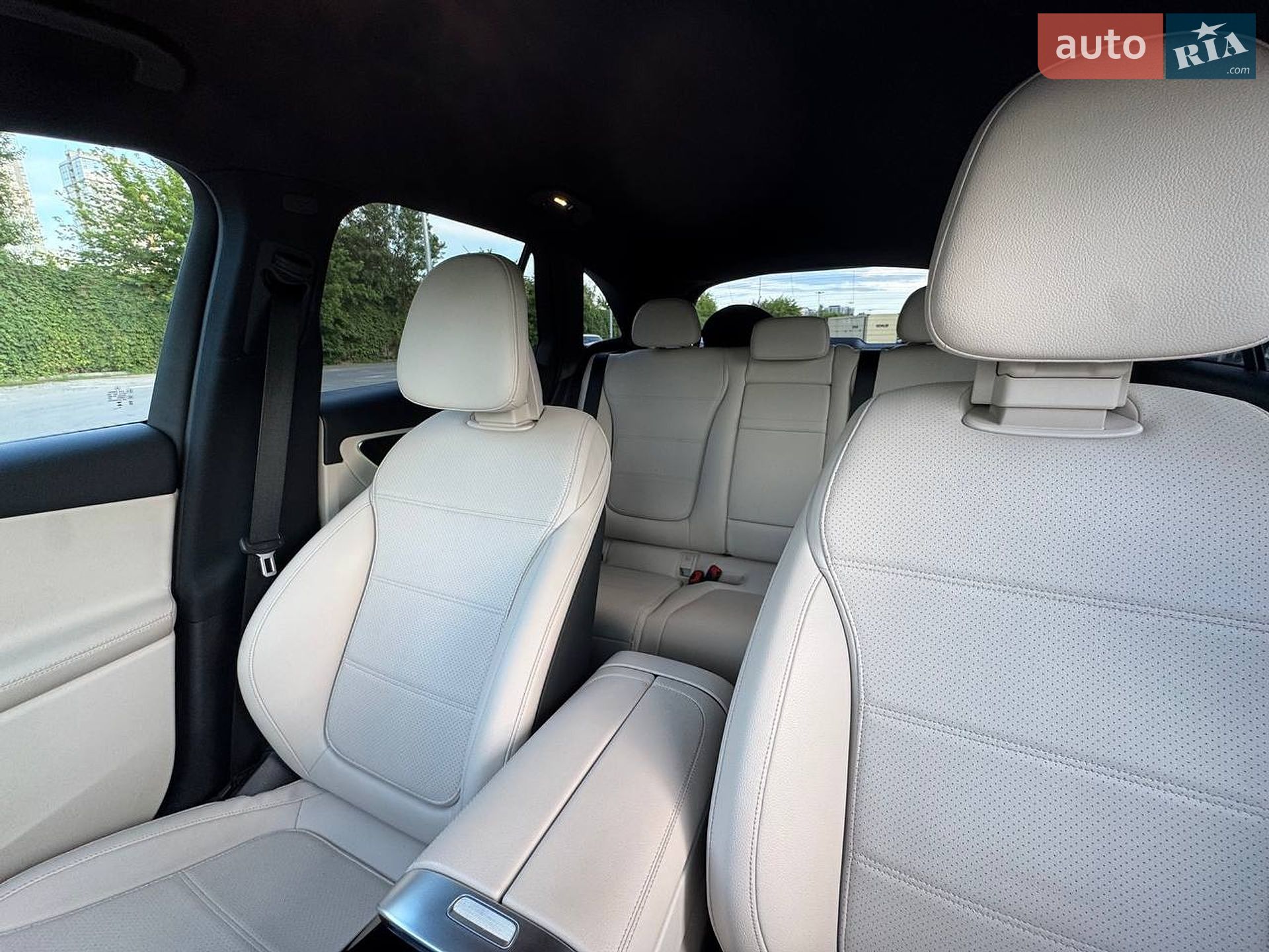 Mercedes-Benz GLC-Class 2022 VIN W1NKM5BB4PF009115 фото оголошення 6 з 16