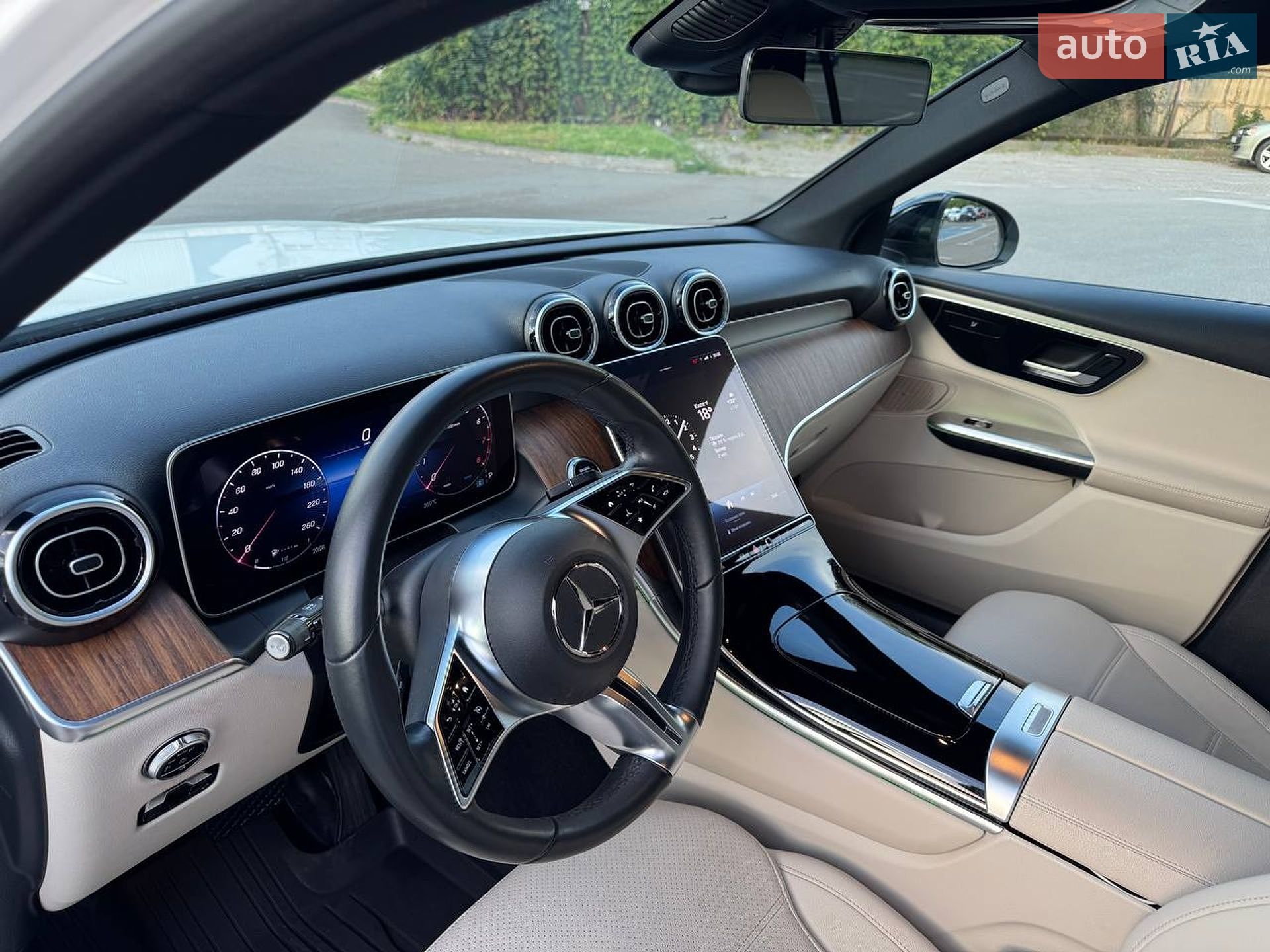 Mercedes-Benz GLC-Class 2022 VIN W1NKM5BB4PF009115 фото оголошення 10 з 16