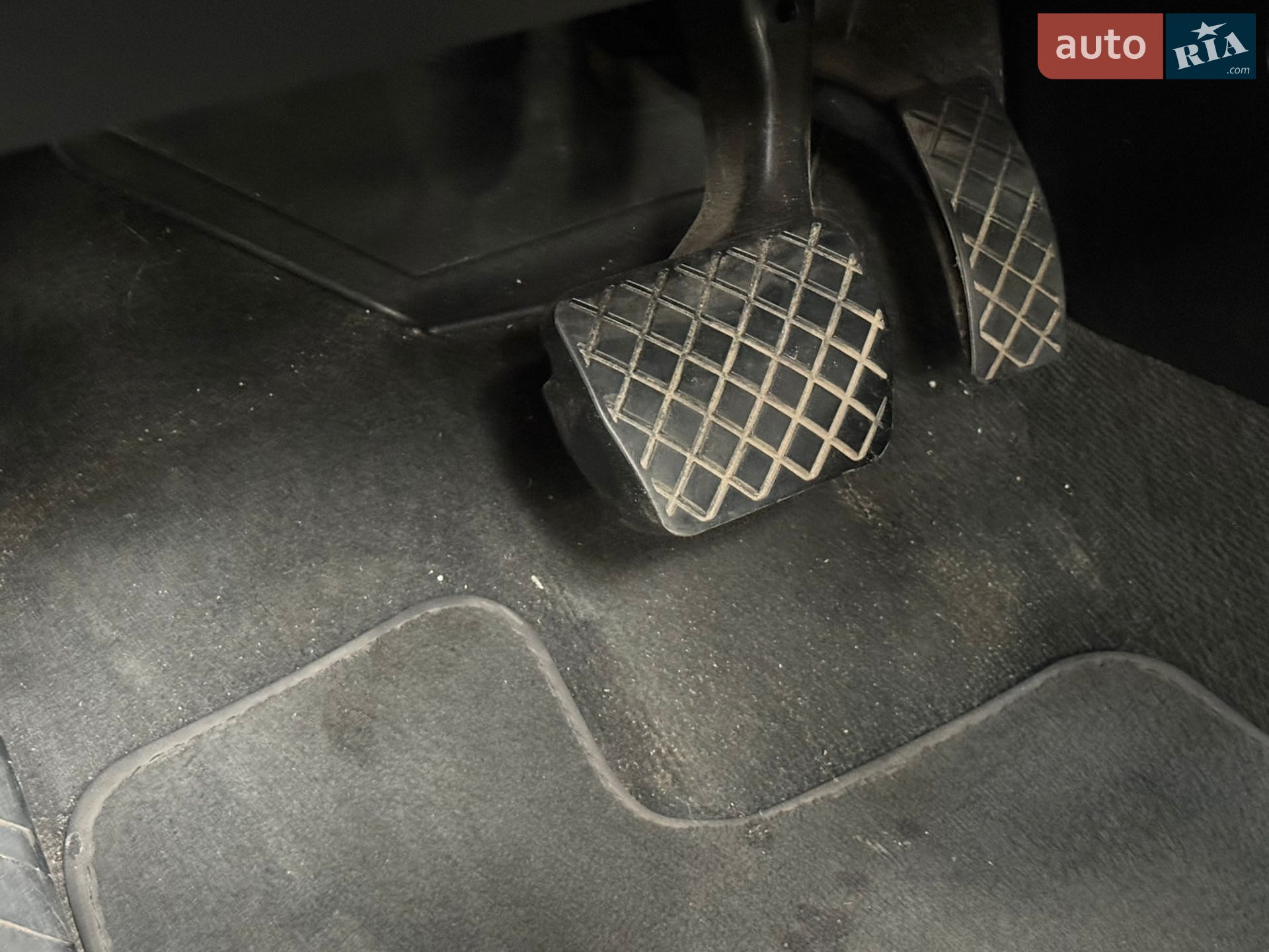 Audi A3 2016 VIN WAUZZZ8V7H1000971 фото оголошення 23 з 39