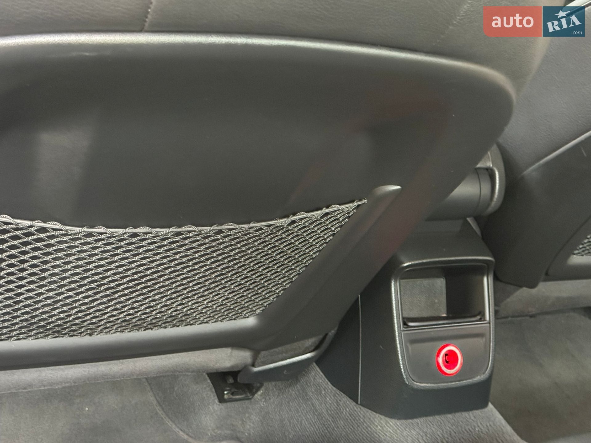 Audi A3 2016 VIN WAUZZZ8V7H1000971 фото оголошення 24 з 39