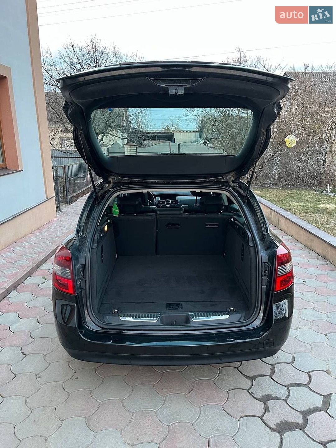 Renault Laguna 2011 VIN VF1KT1R0644554499 фото оголошення 4 з 15