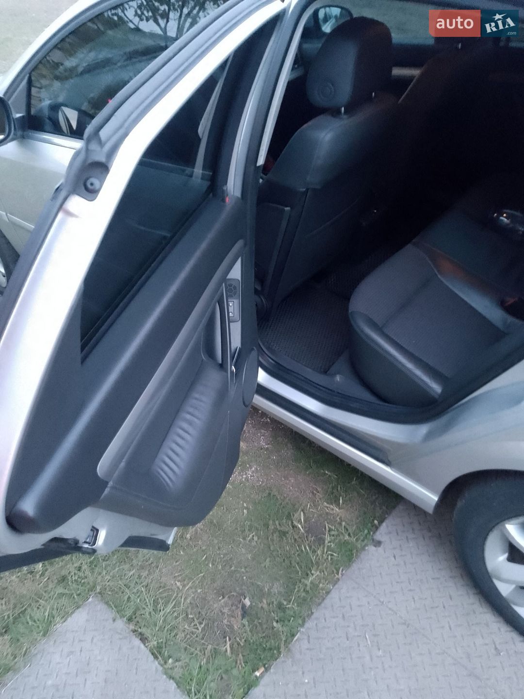 Opel Vectra 2008 VIN W0L0ZCF6881110050 фото оголошення 12 з 18