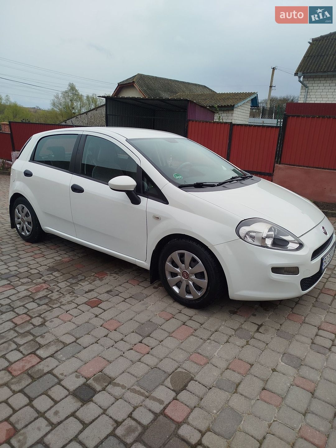 Fiat Punto 2012 VIN ZFA19900001923664 фото оголошення 25 з 36
