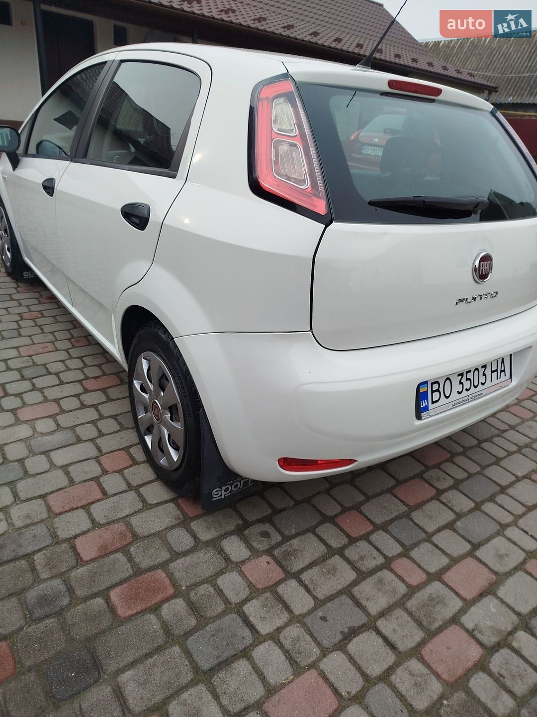 Fiat Punto 2012 VIN ZFA19900001923664 фото оголошення 26 з 36