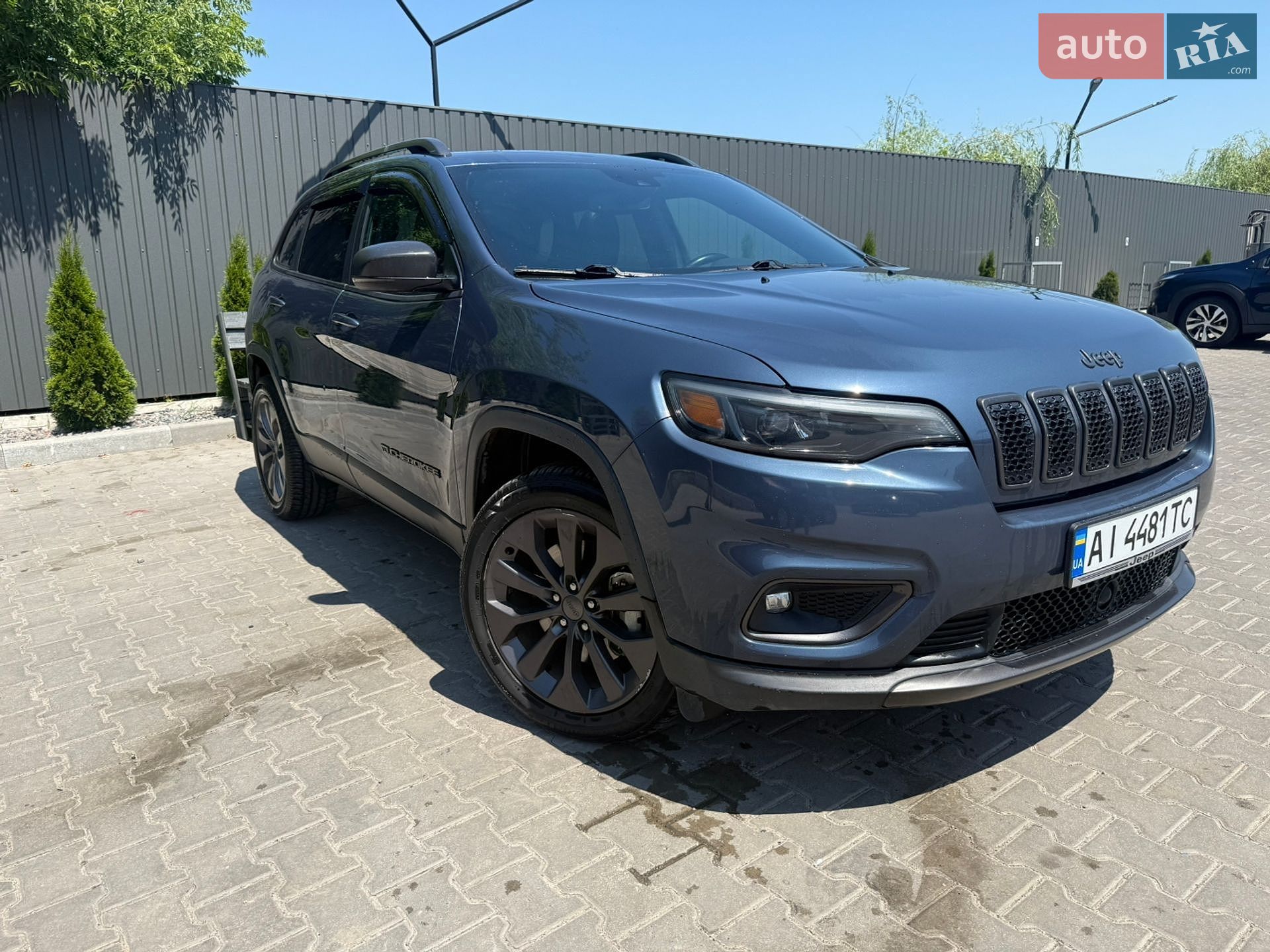Jeep Cherokee 2021 VIN 1C4PJLMX0MD207782 фото оголошення 2 з 30