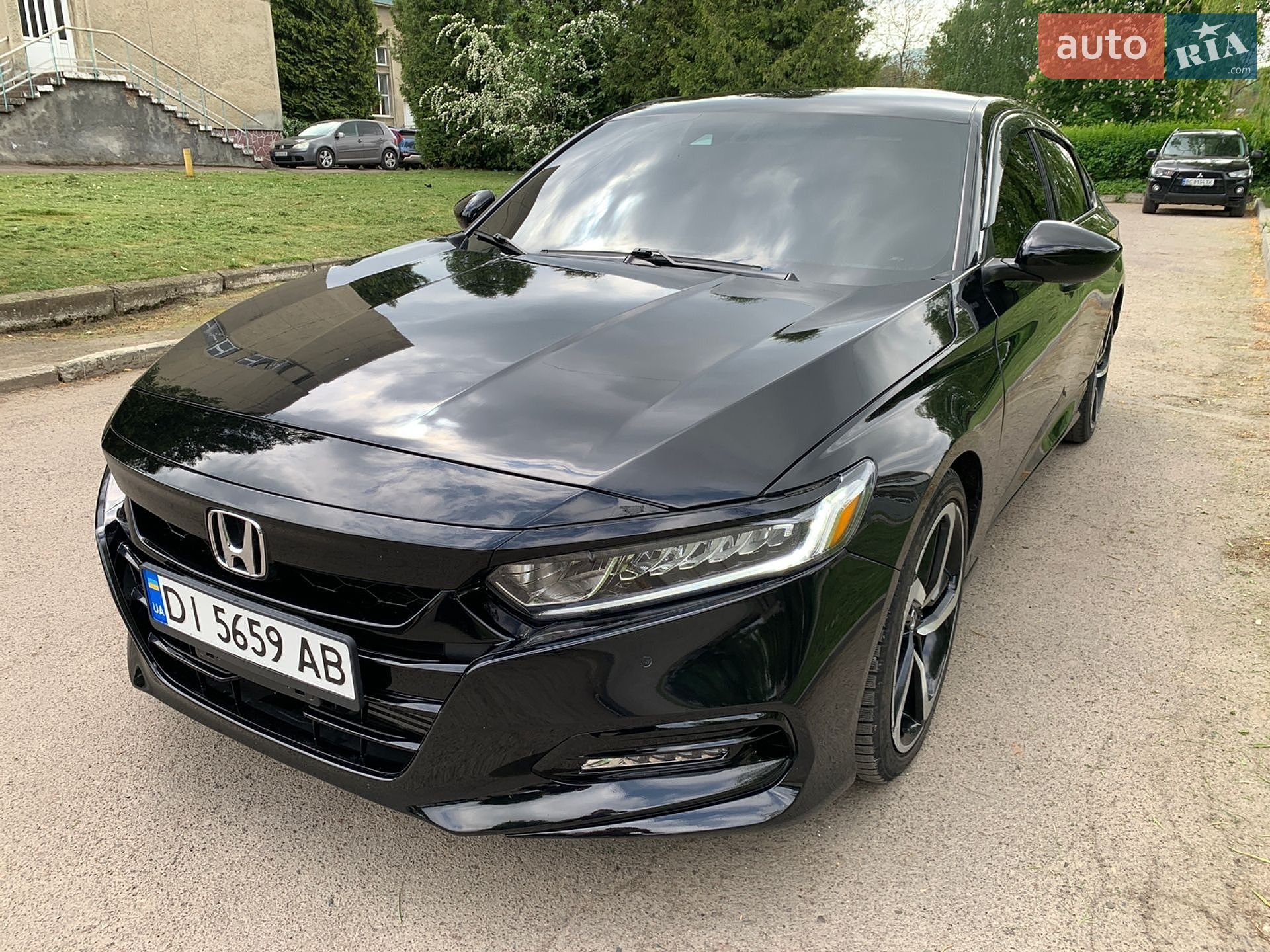 Honda Accord 2019 VIN 1HGCV1F38KA104496 фото оголошення 73 з 101