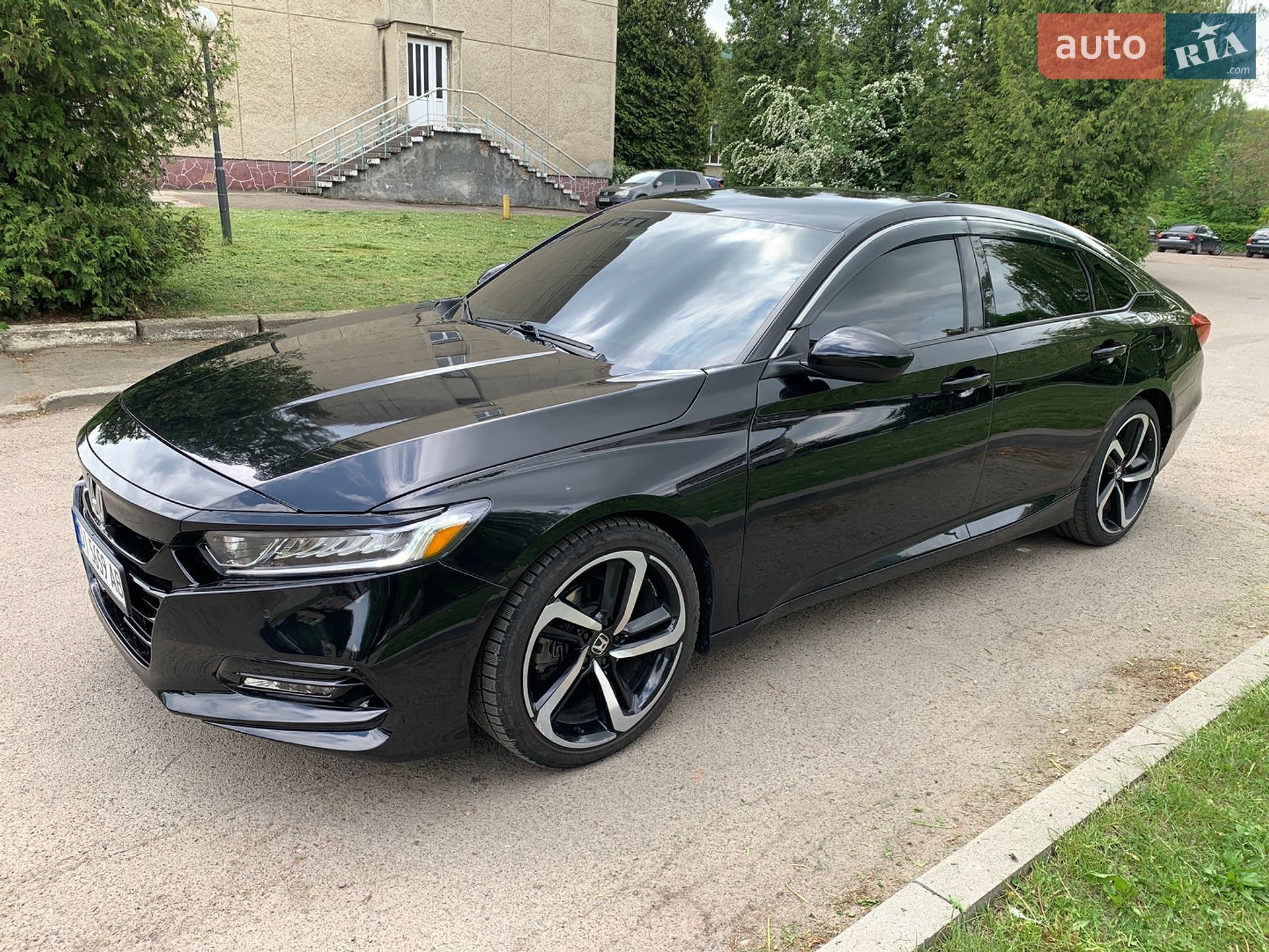 Honda Accord 2019 VIN 1HGCV1F38KA104496 фото оголошення 72 з 101