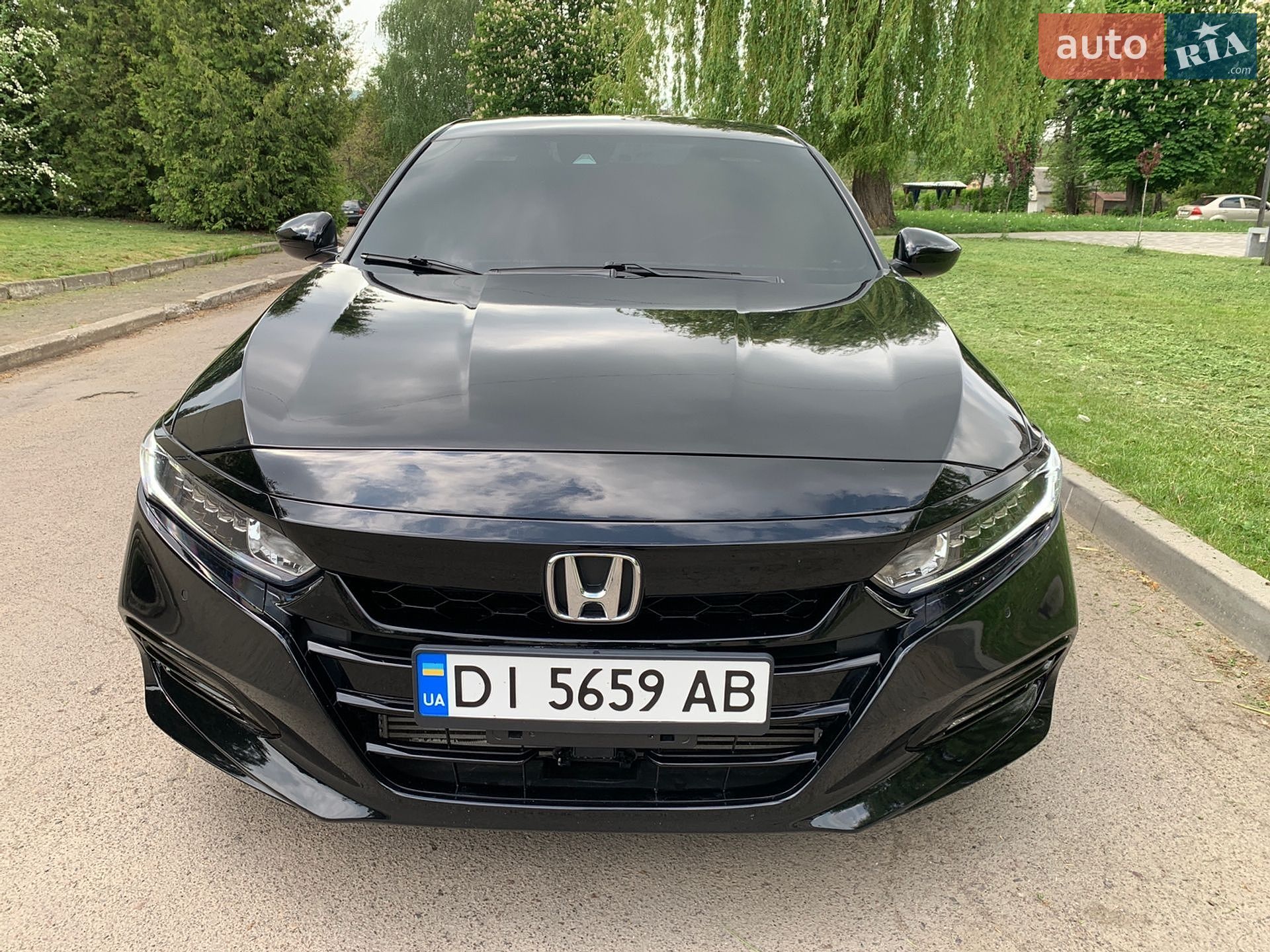 Honda Accord 2019 VIN 1HGCV1F38KA104496 фото оголошення 74 з 101