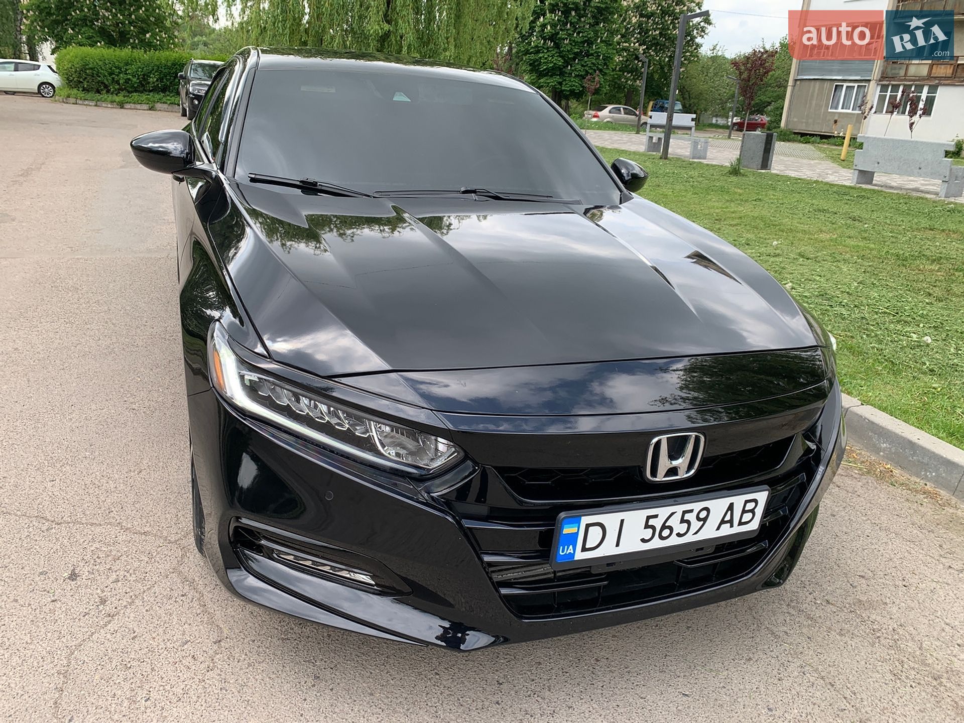 Honda Accord 2019 VIN 1HGCV1F38KA104496 фото оголошення 75 з 101