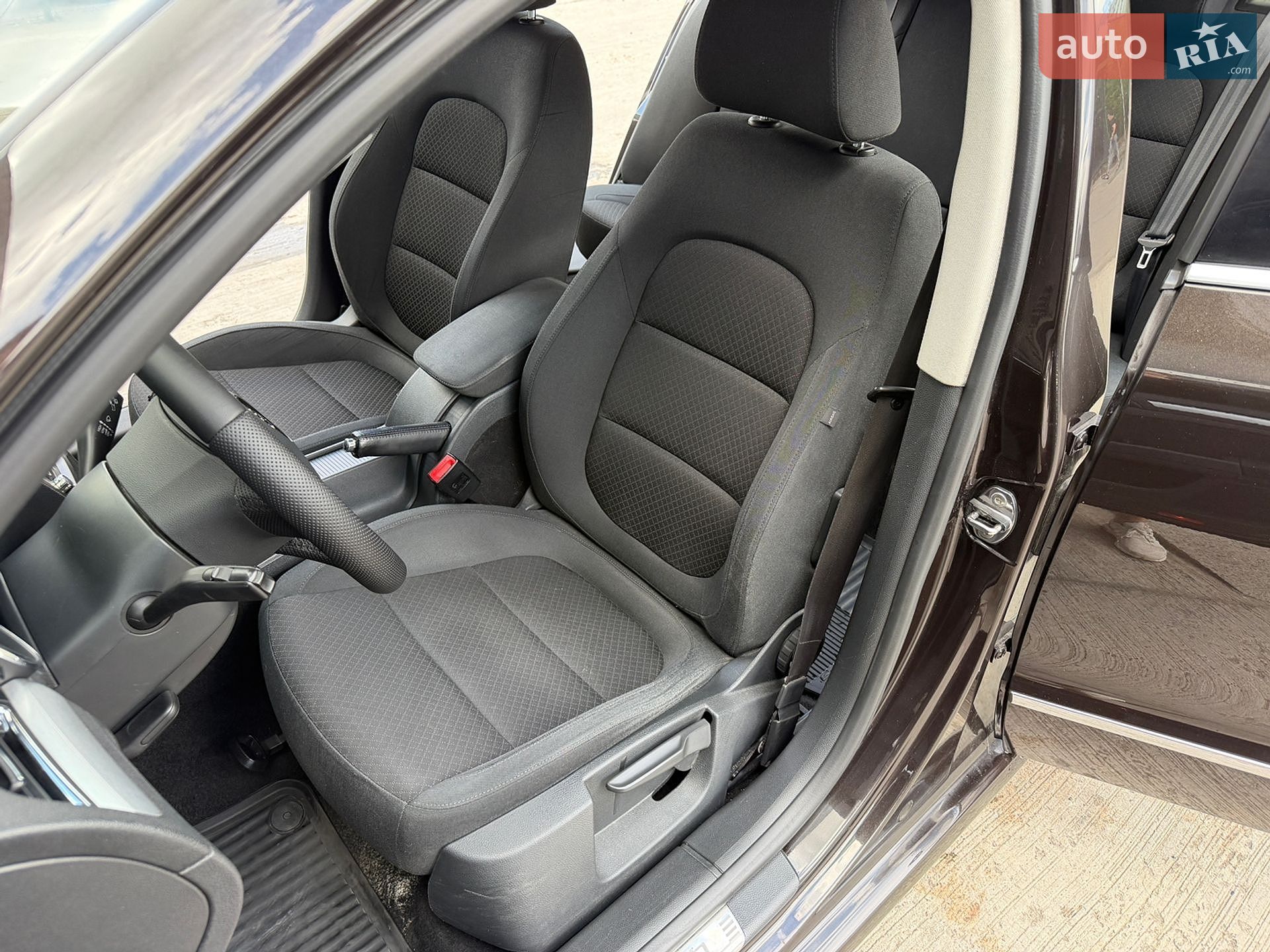 Skoda Superb 2013 VIN TMBAB43T6EB300178 фото оголошення 19 з 41