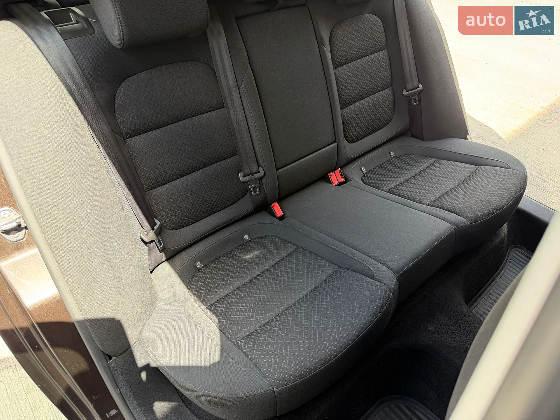 Skoda Superb 2013 VIN TMBAB43T6EB300178 фото оголошення 27 з 41