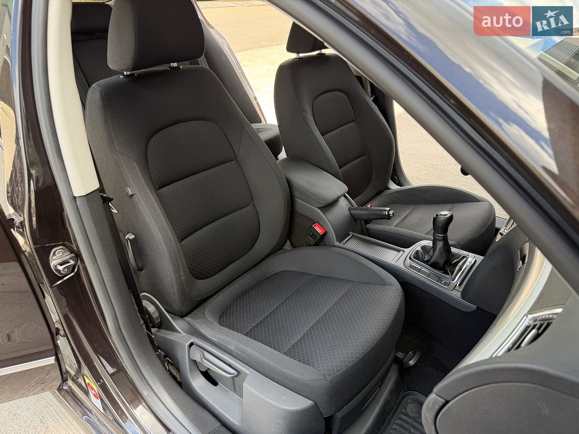 Skoda Superb 2013 VIN TMBAB43T6EB300178 фото оголошення 30 з 41